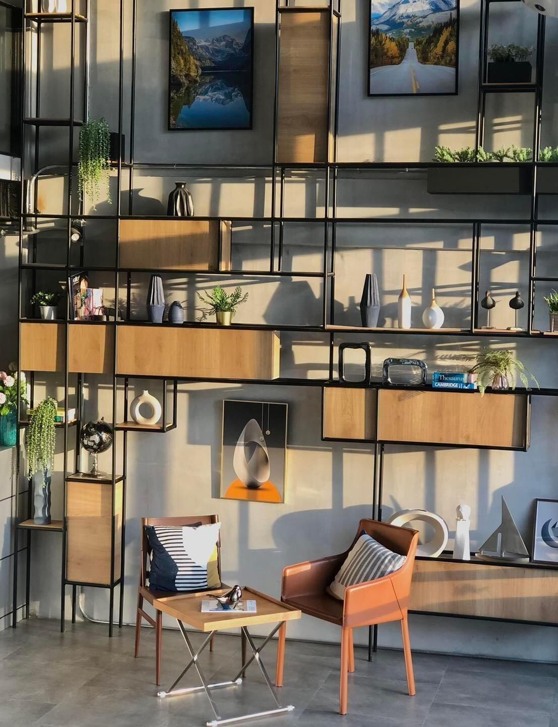 Vista Lobby Luka House