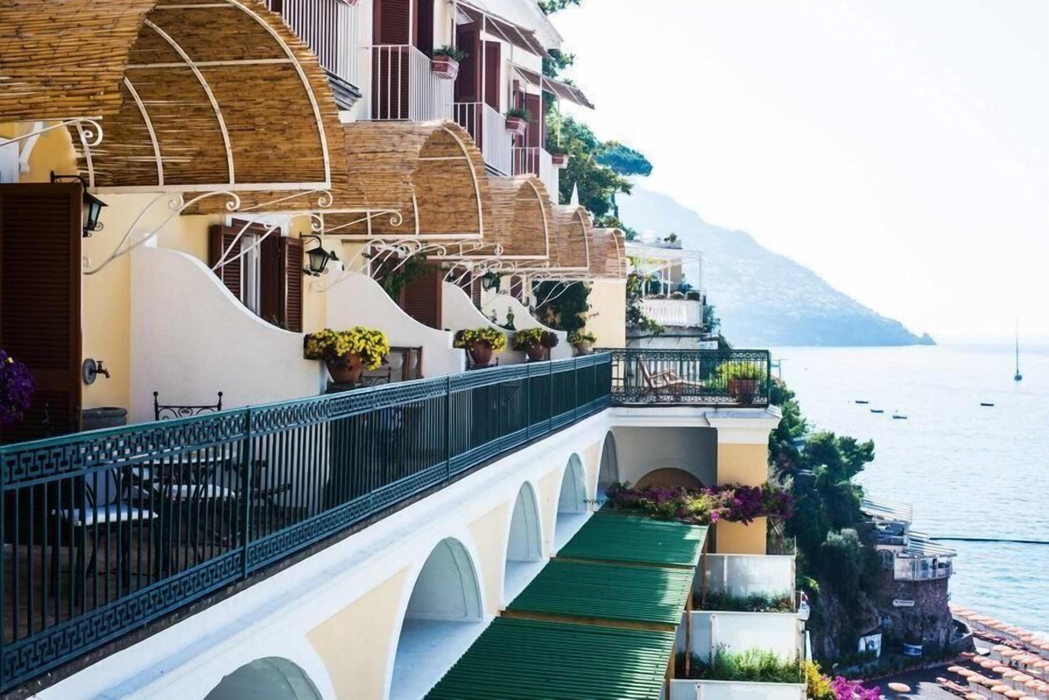 Vista Exterior Hotel Buca di Bacco