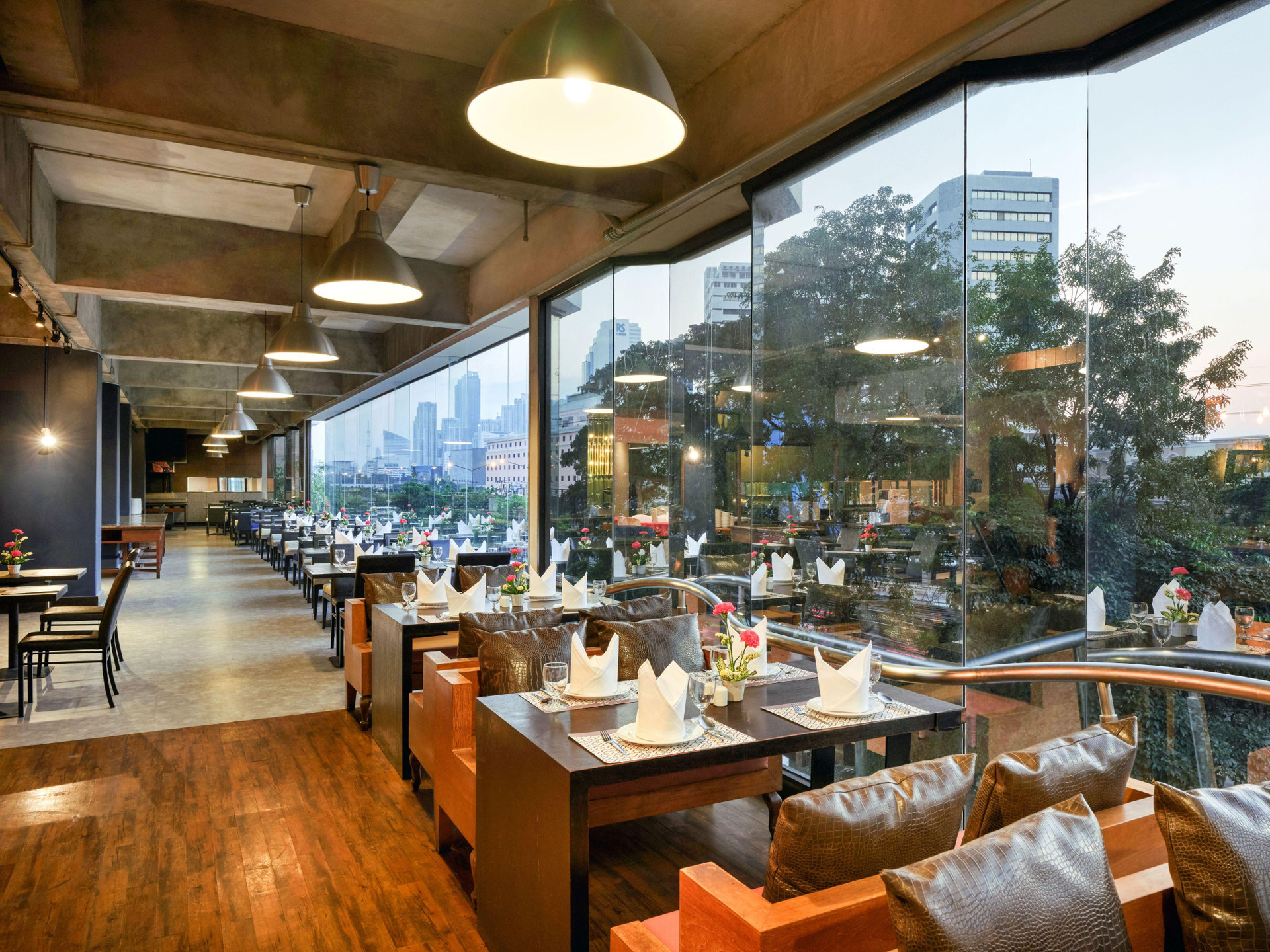 Restaurant Graph Hotels Bangkok