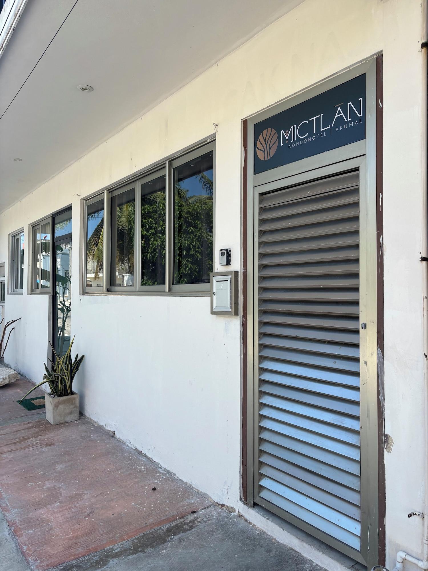 Vista Exterior Mictlan Akumal