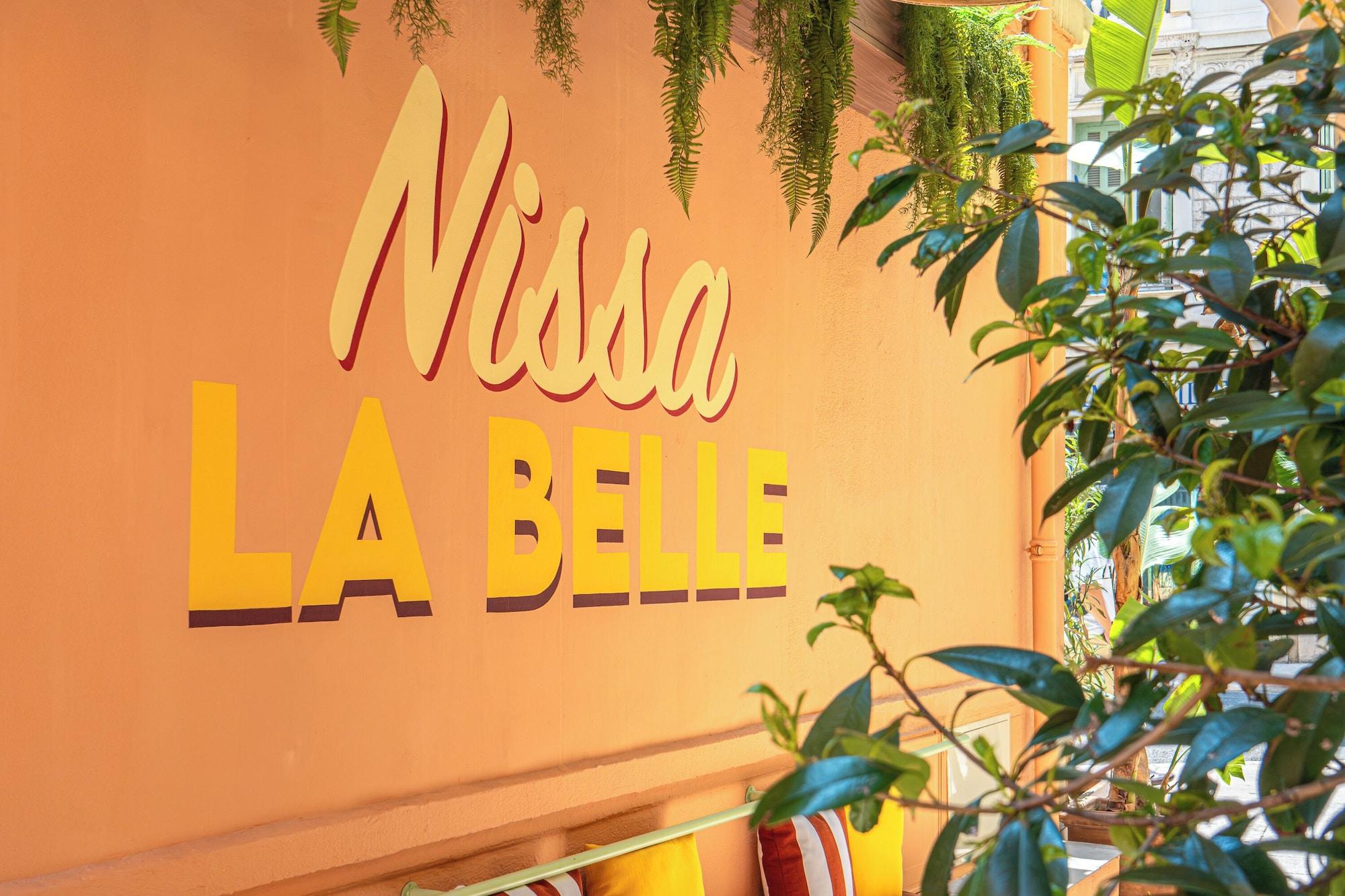 Vista Exterior Hôtel de France, un hôtel AMMI