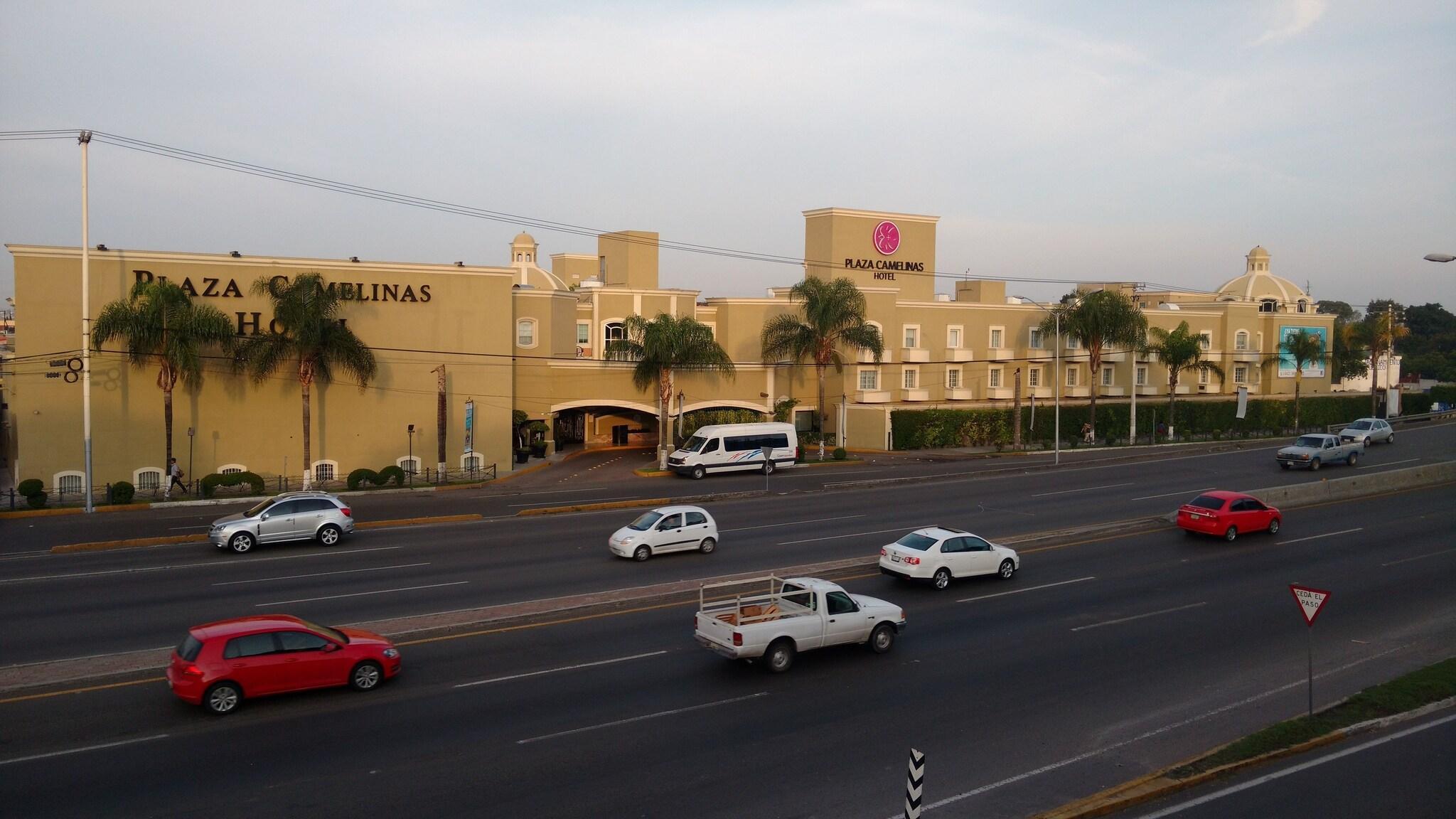 Vista Exterior Plaza Camelinas Hotel