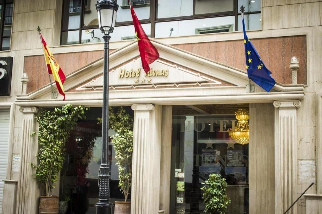 Varios Atenas Hotel
