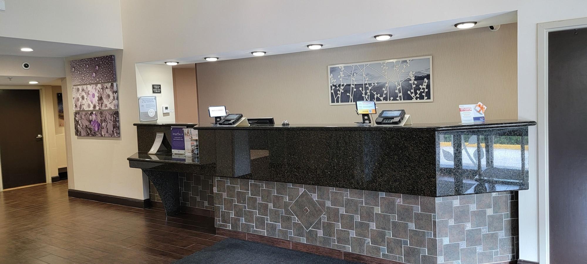 Vista Lobby Sleep Inn Bessemer Helena