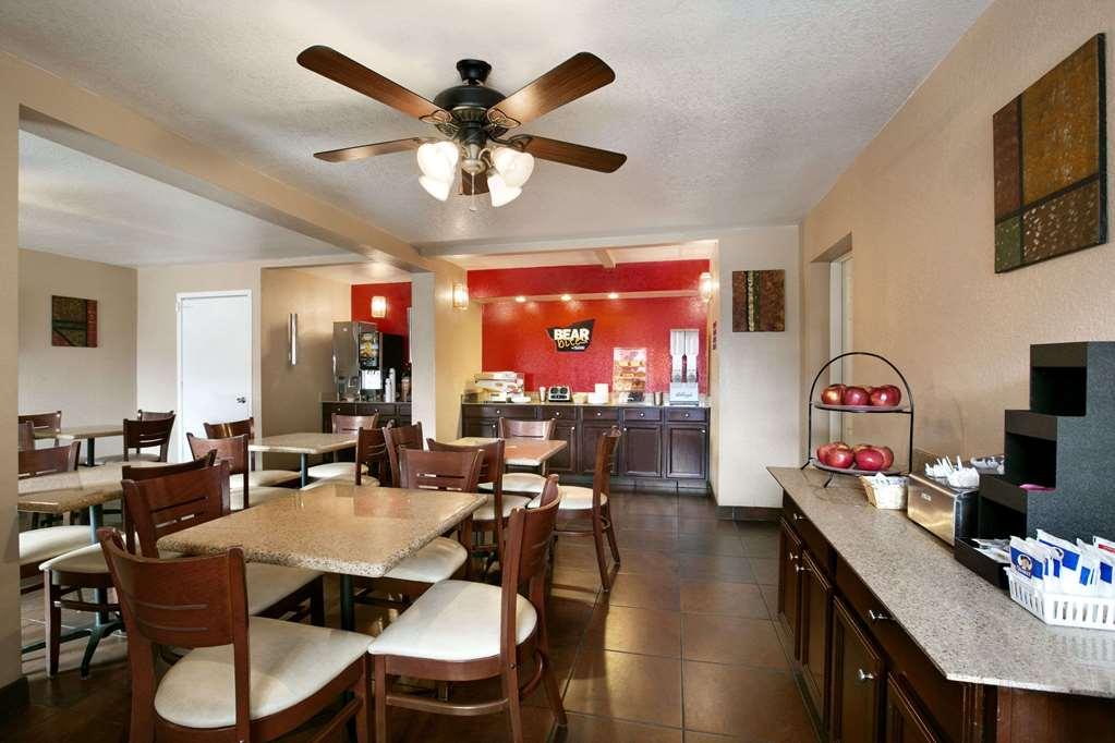 Restaurant Econo Lodge Phoenix North I-17