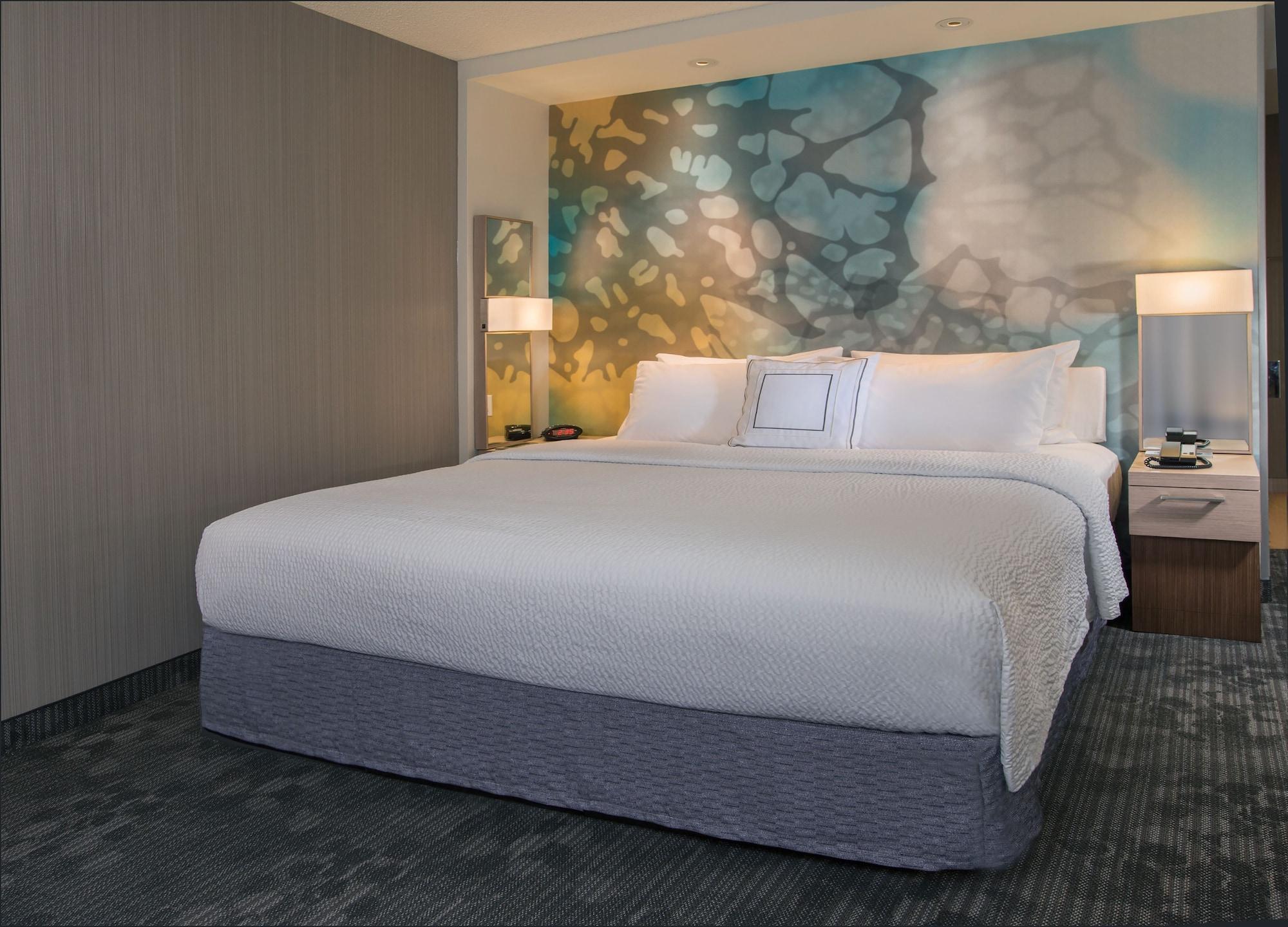 Habitación Courtyard by Marriott Lansing