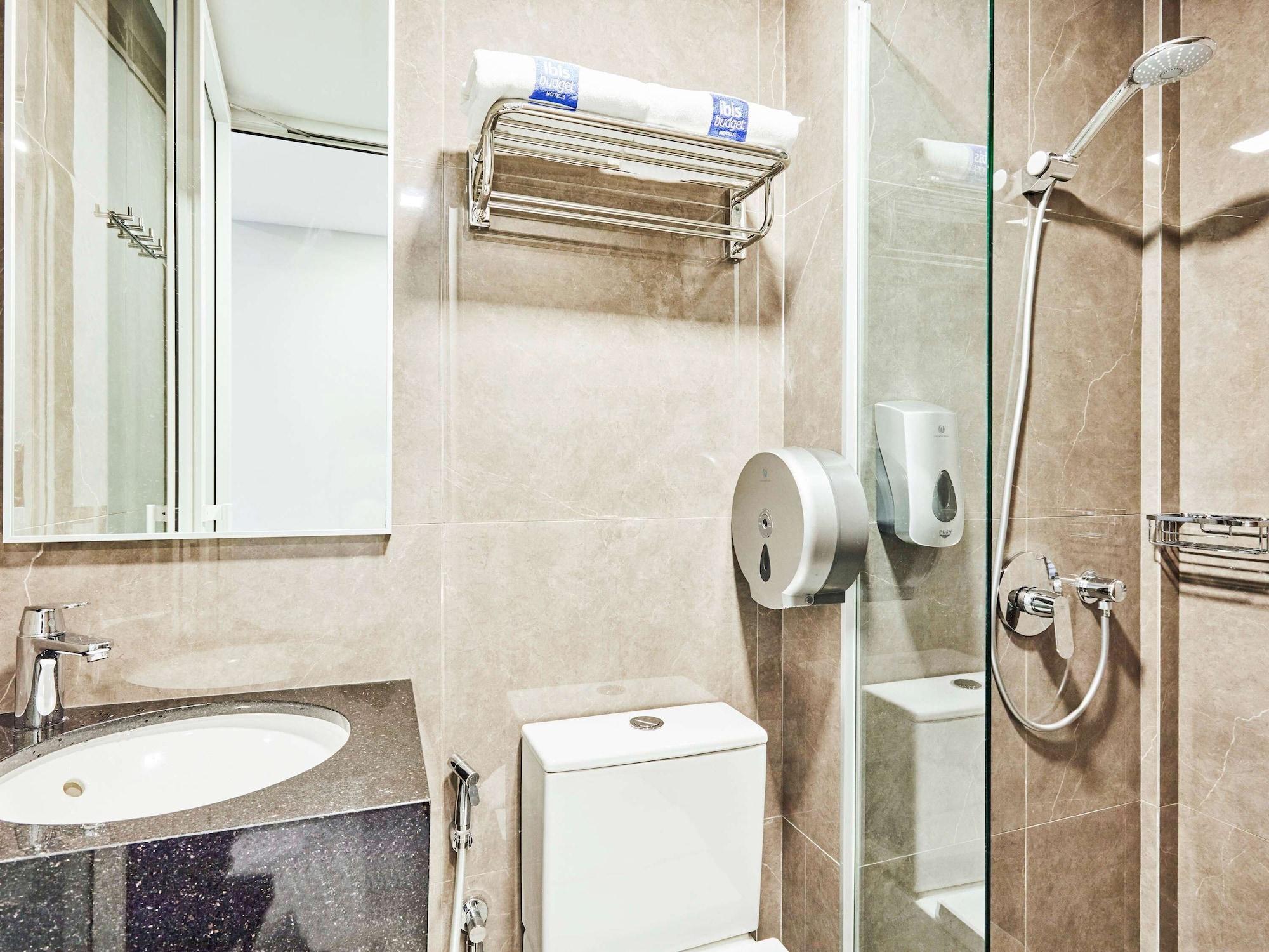 Equipamiento de Habitación ibis budget Singapore Ametrine