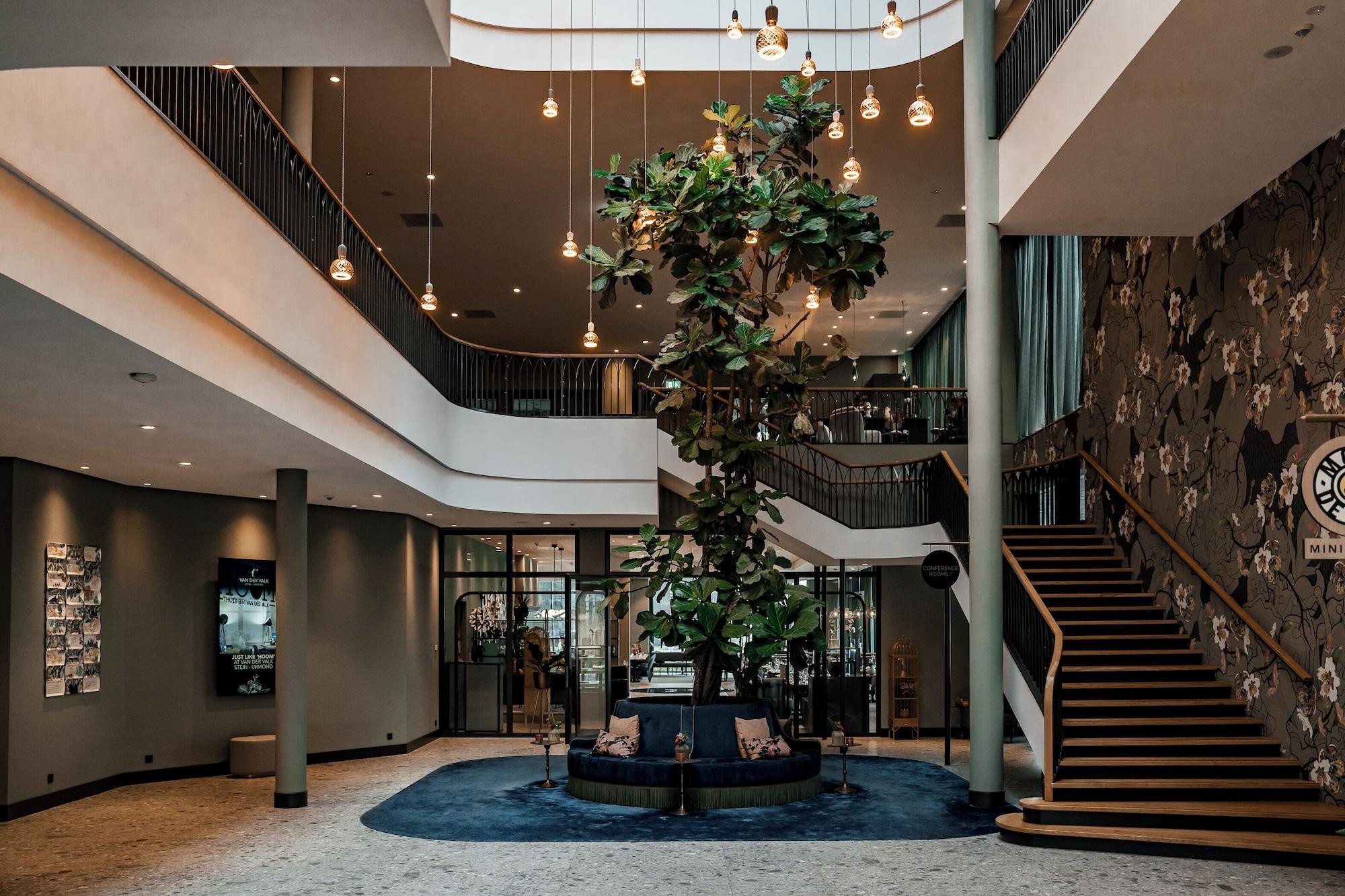 Vista Lobby Van der Valk Hotel Venlo