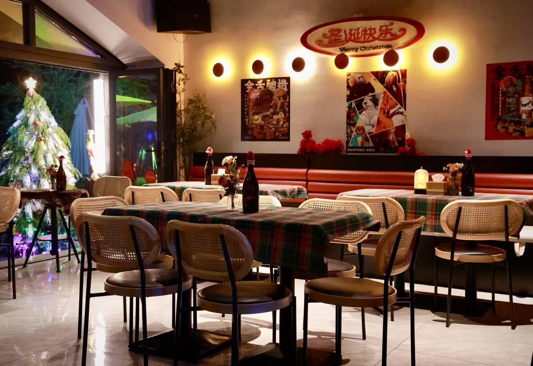 Restaurant Shi San Du Fu Qing Nian Lv She