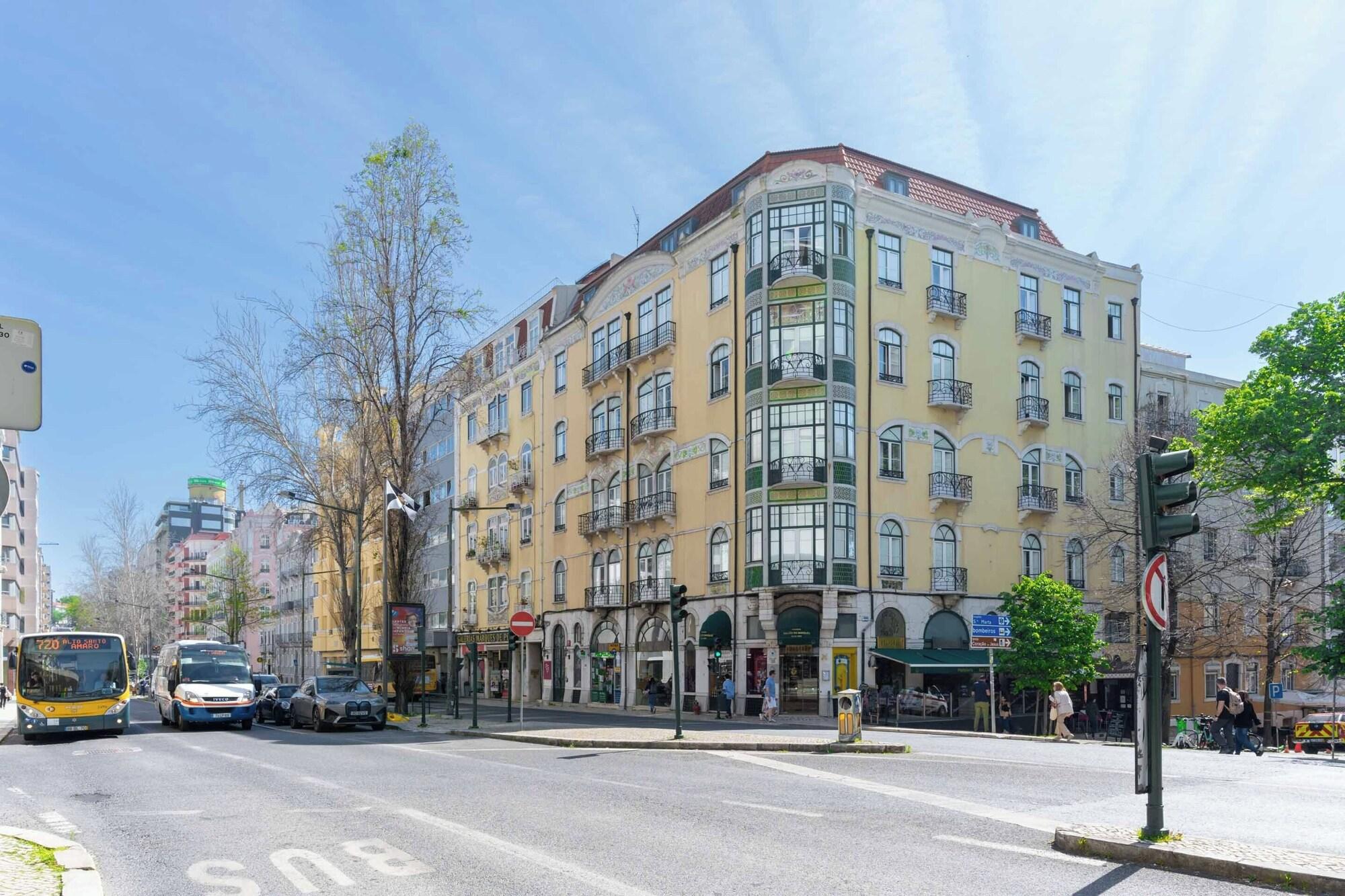 Vista Exterior limehome Lisbon Eca de Queiroz