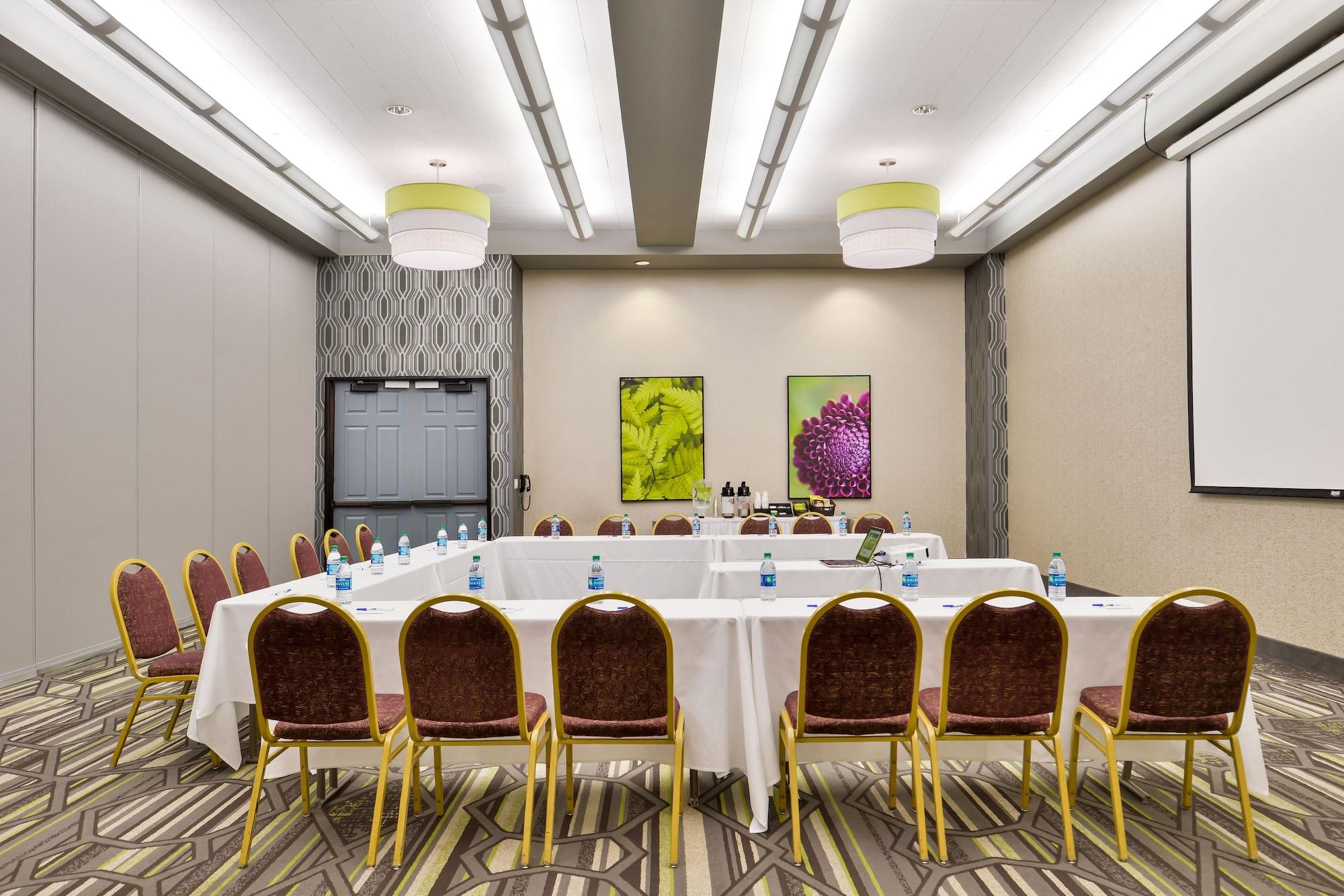 Sala de Reuniones Holiday Inn Express & Suites Elk Grove Central - Hwy 99 by IHG