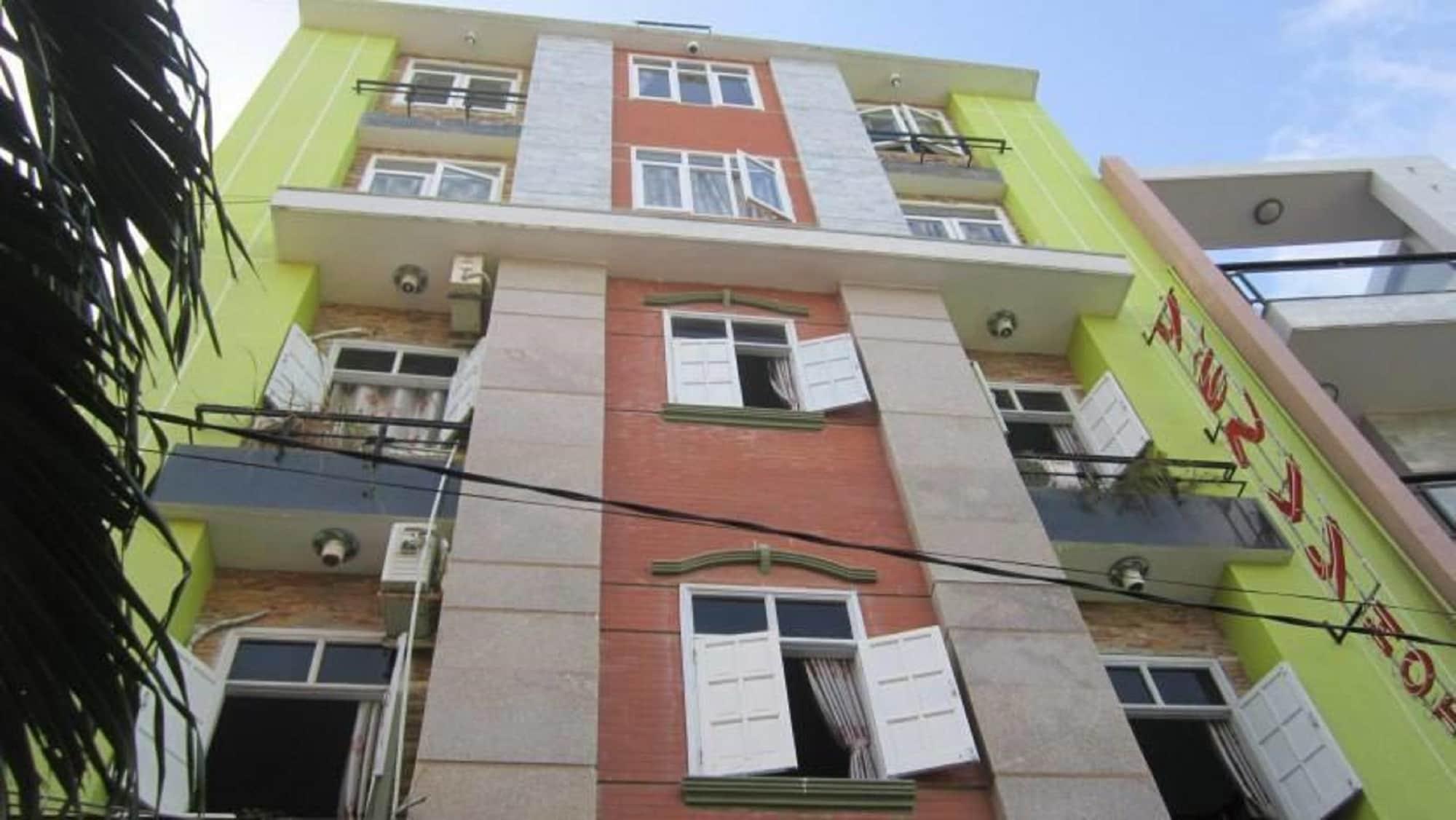 Varios Yen Vy Hotel