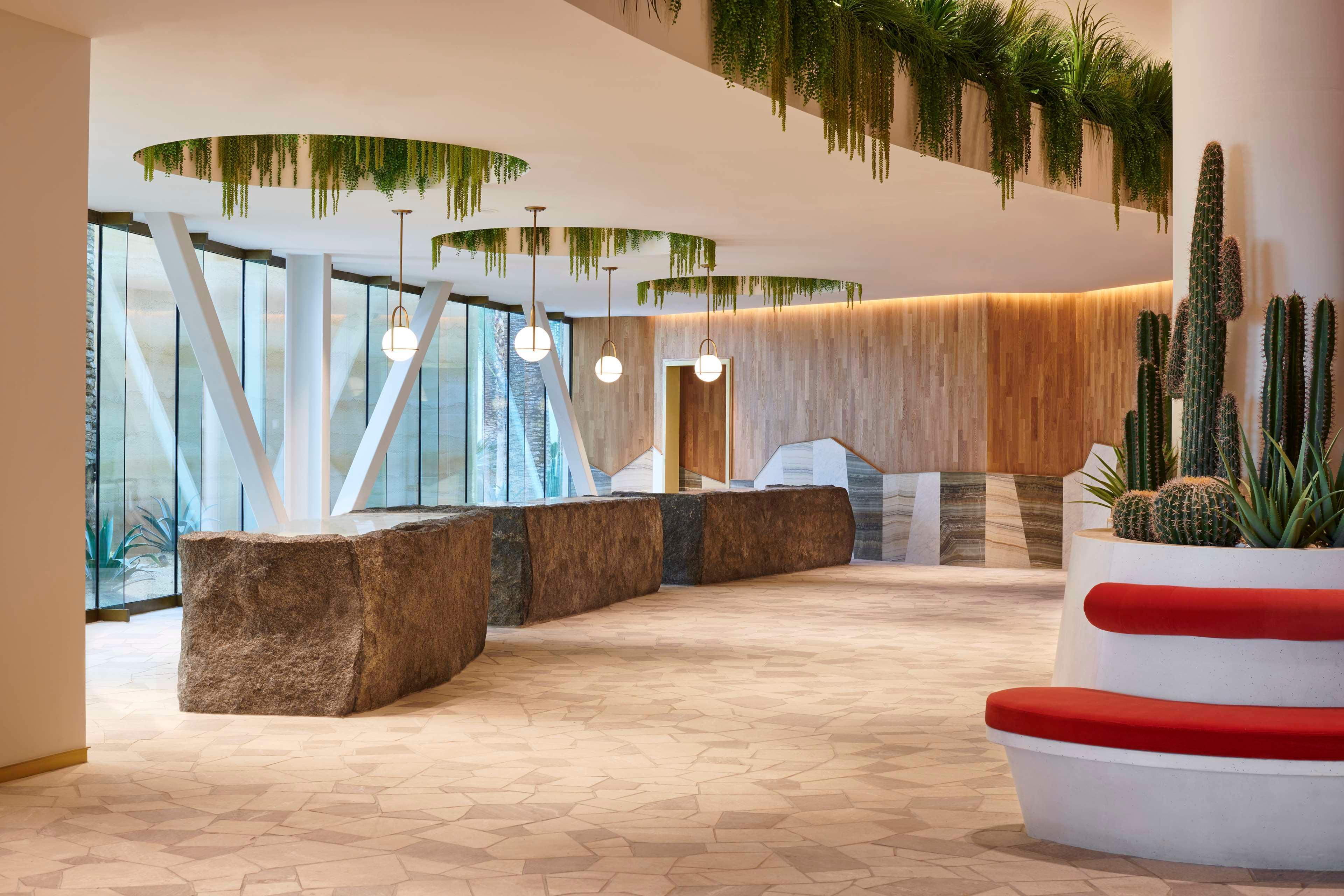 Vista Lobby Virgin Hotels Las Vegas, Curio Collection by Hilton