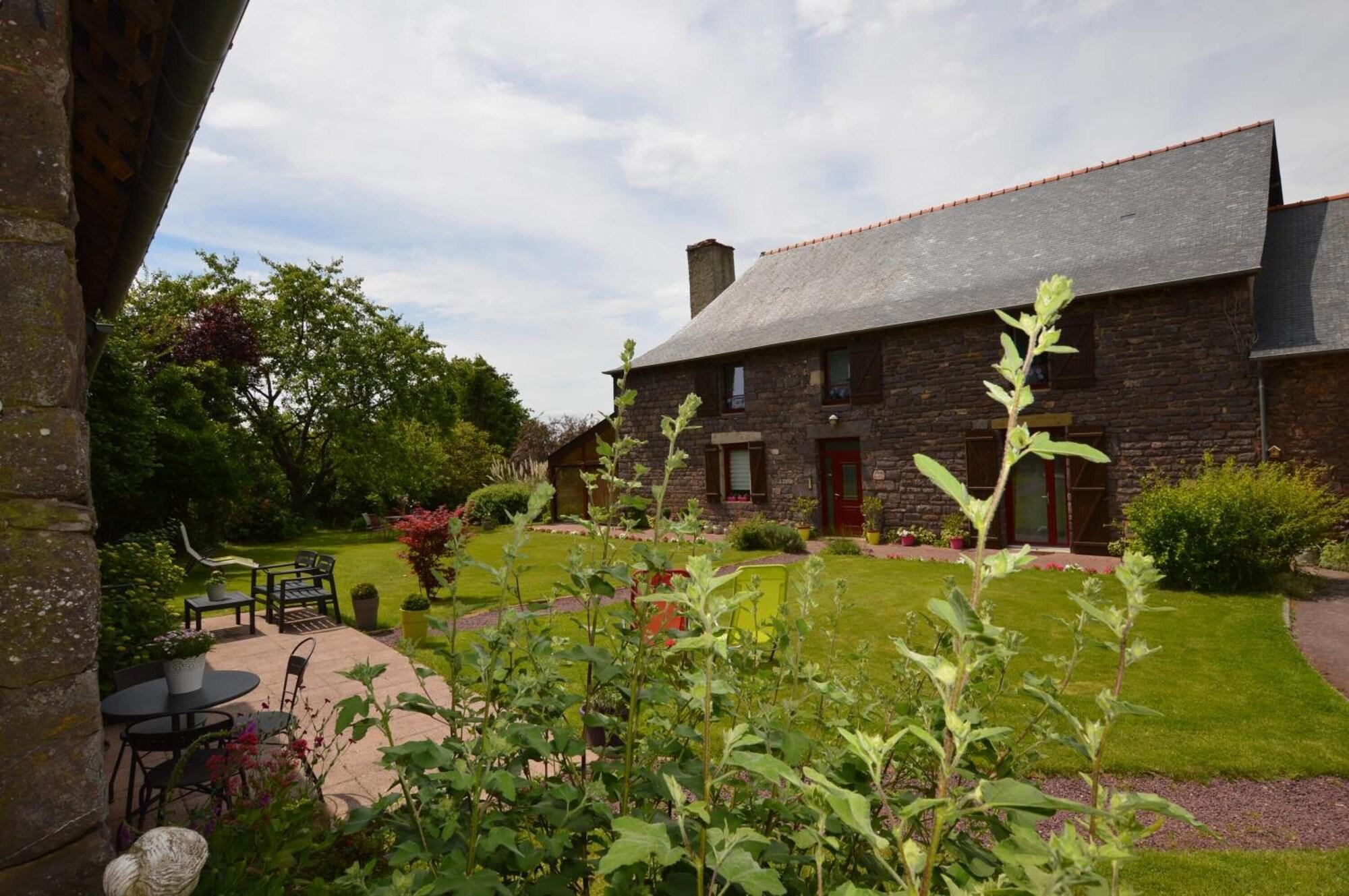 Varios Chambre d'hôtes la Fontaine Garel