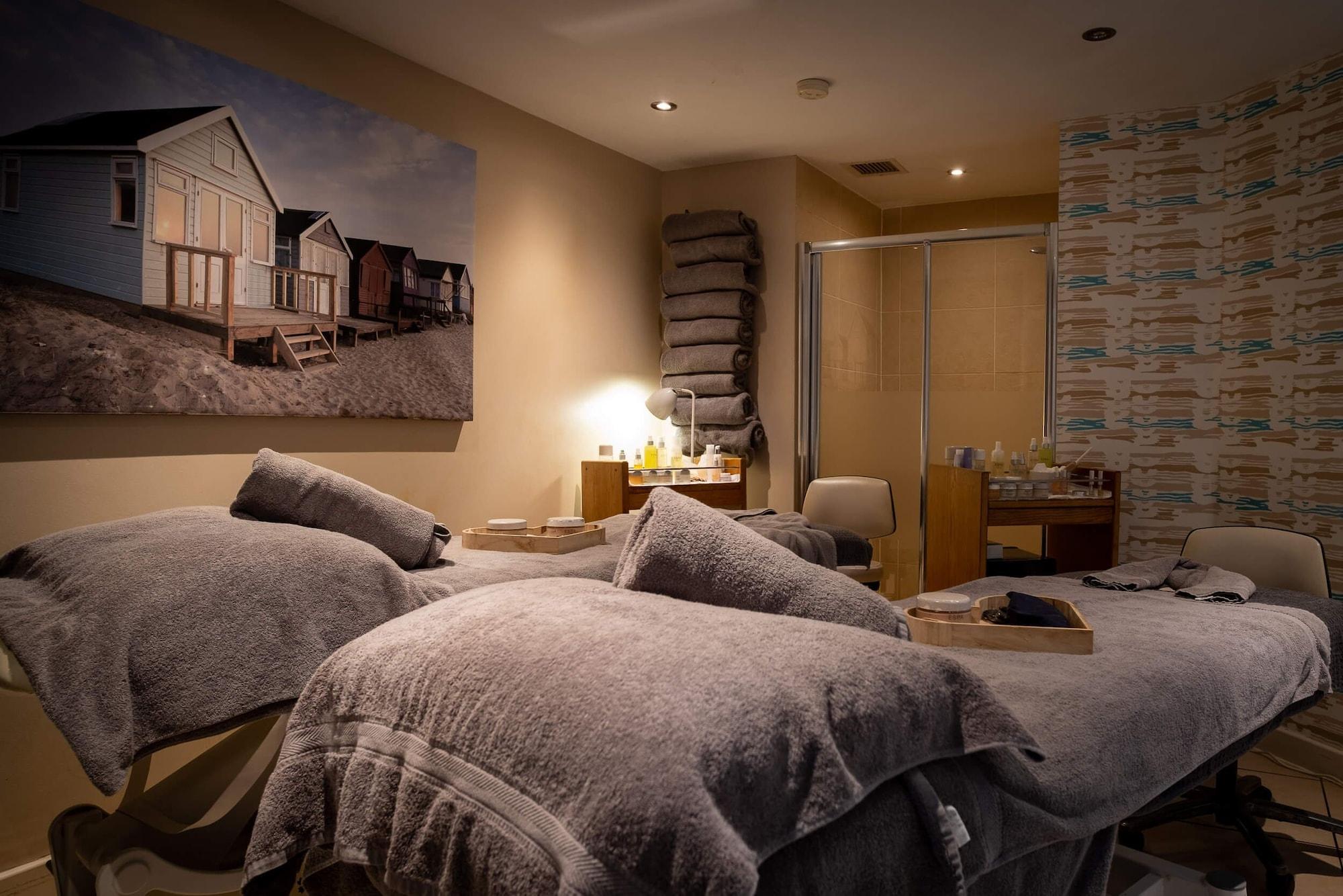 Spa Captains Club Hotel