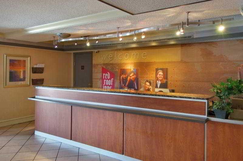 Vista Lobby Econo Lodge