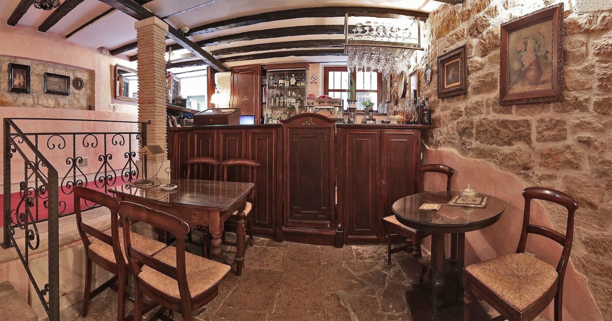 Bar/Salón Hotel Villa Valdibora
