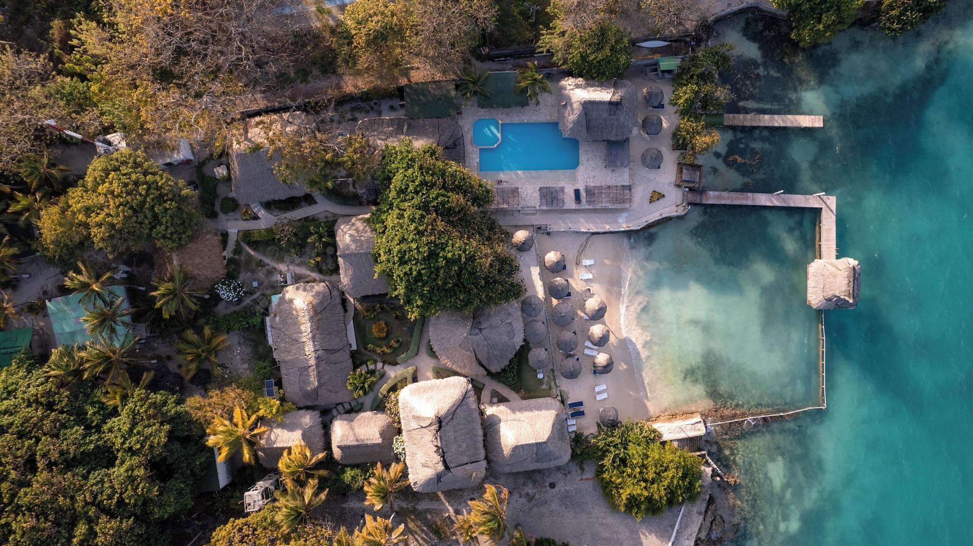 Vista Exterior Hotel Isla del Sol
