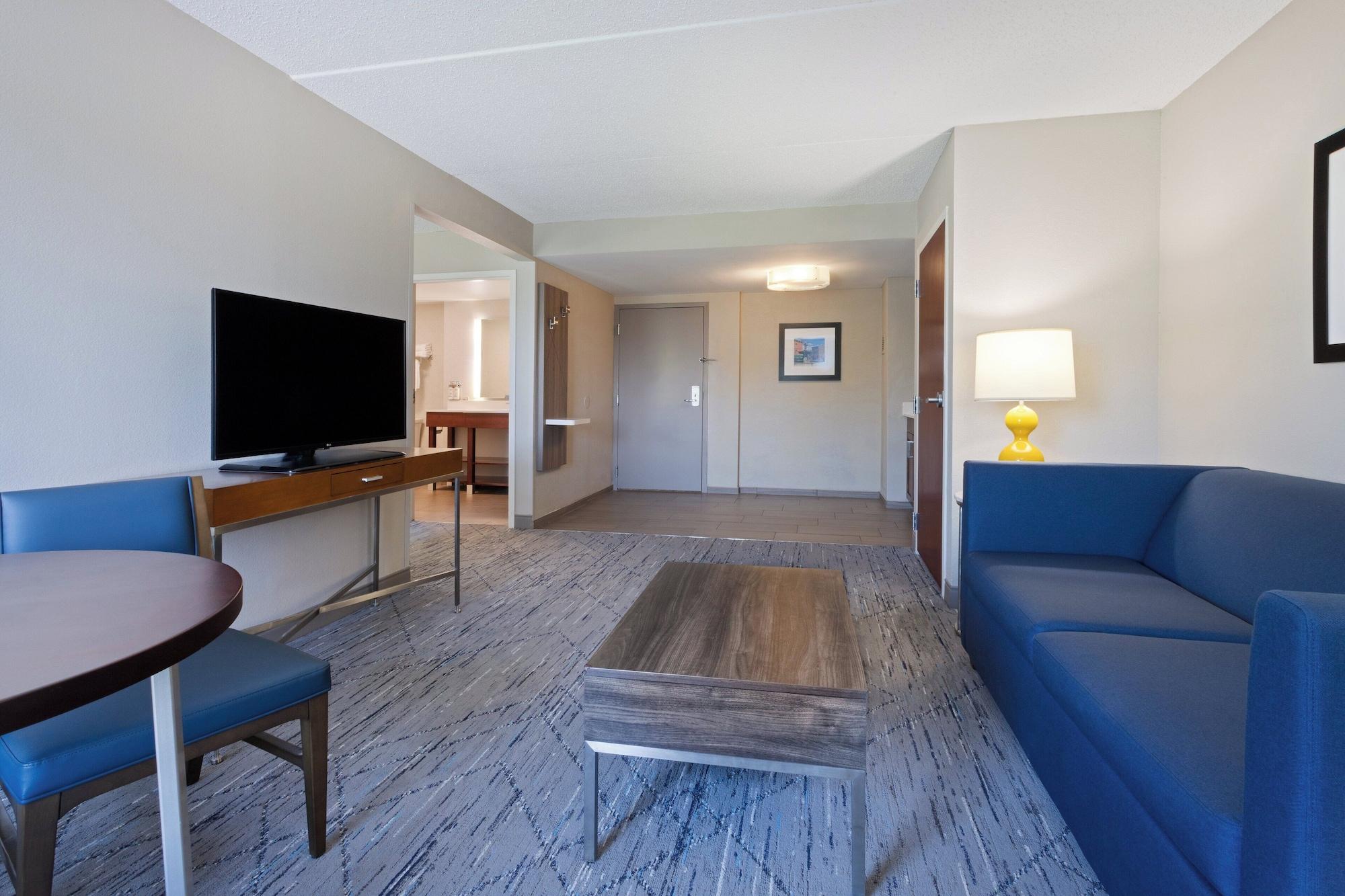 Habitación Holiday Inn Express & Suites Cincinnati Riverfront by IHG