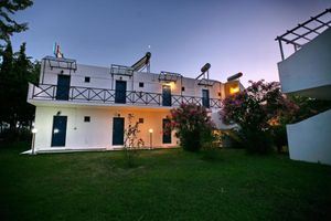 Alojamiento - Aegeon Hotel