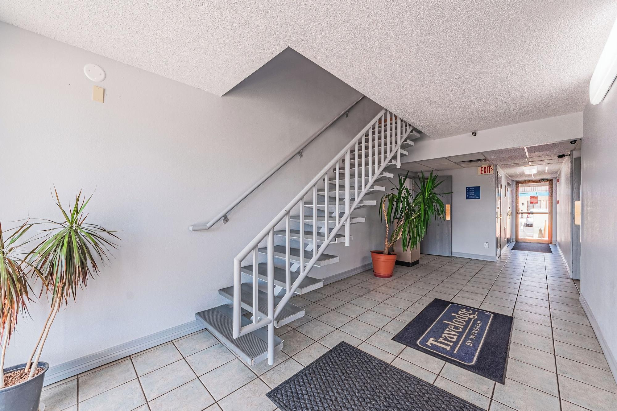 Varios Travelodge by Wyndham Colorado Springs Airport/Peterson SFB