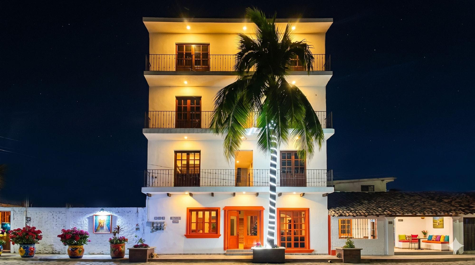 Varios Los Gonzalez Hotel by Monyxbnb
