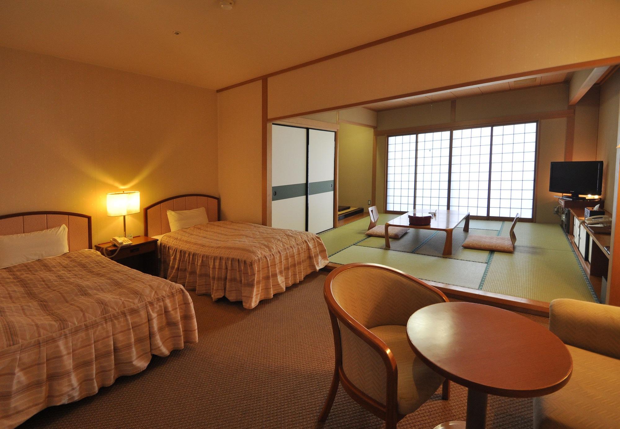 Habitación Tamana Onsen Hotel Shirasagi
