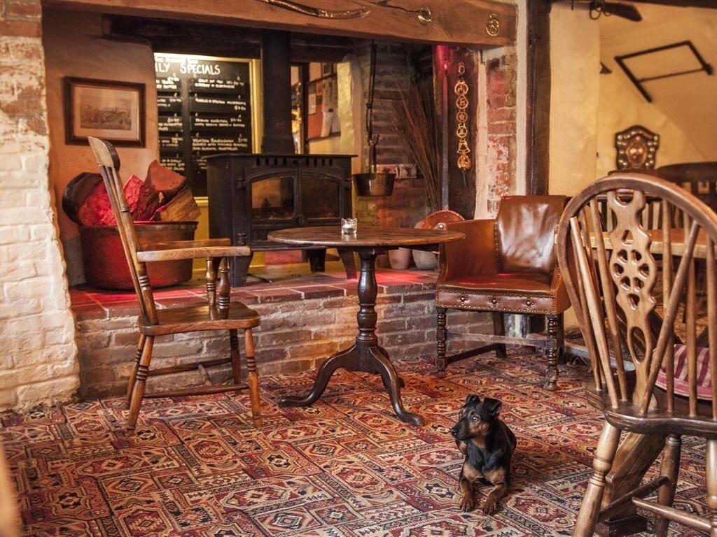 Bar/Salón The Hatchet Inn