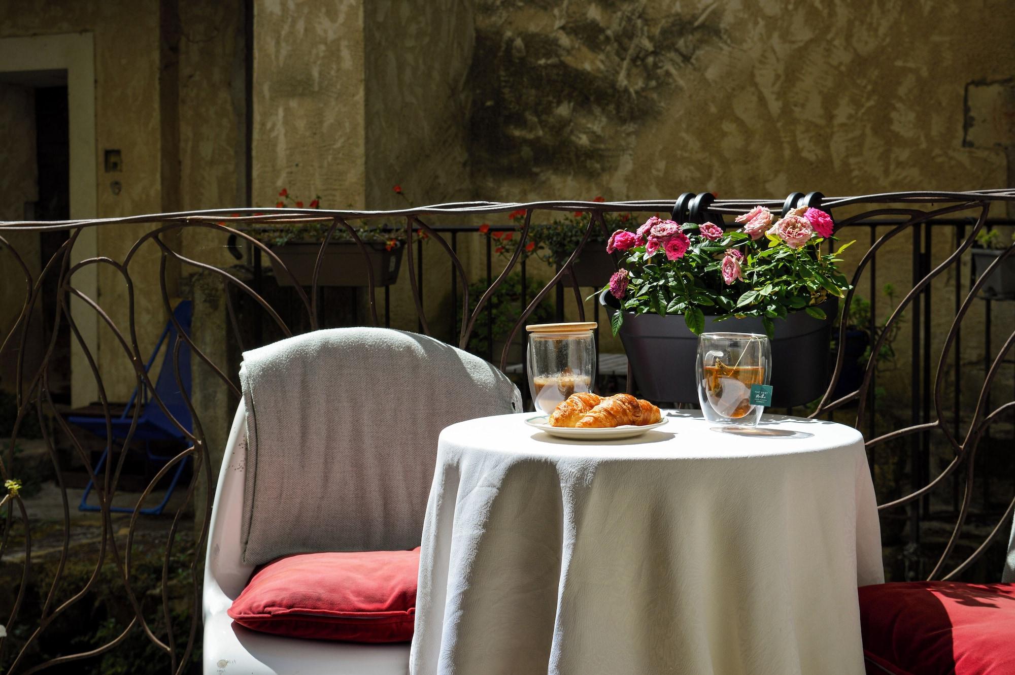 Vista Exterior Villa Troletti, hôtel particulier de luxe en provence