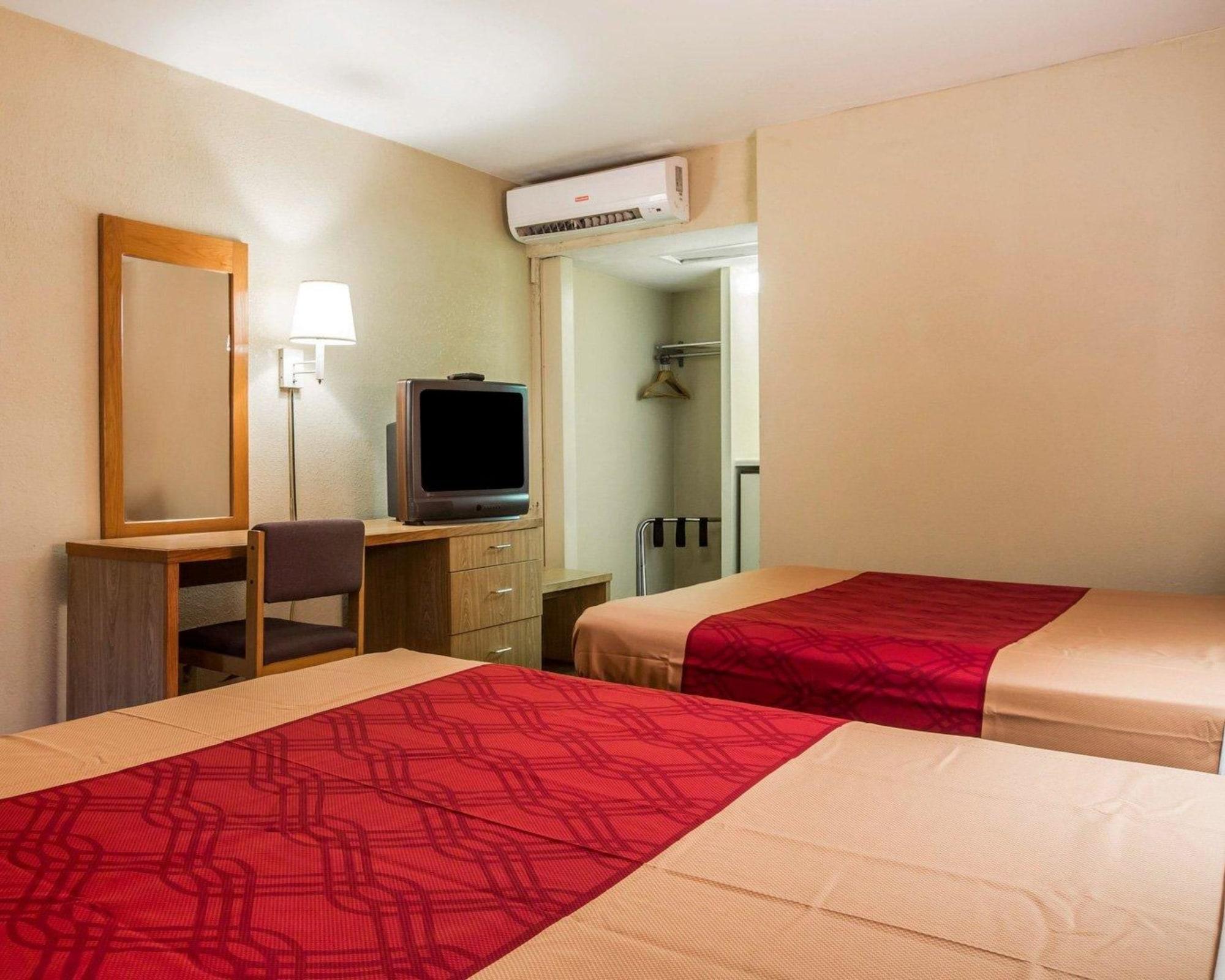 Habitación Econo Lodge Atlanta College Park