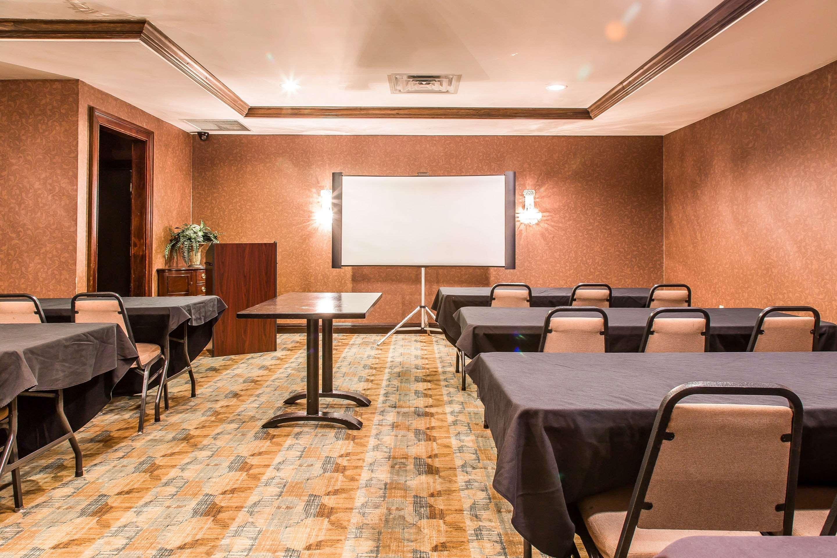 Centro de Negocios Comfort Inn & Suites Meriden East
