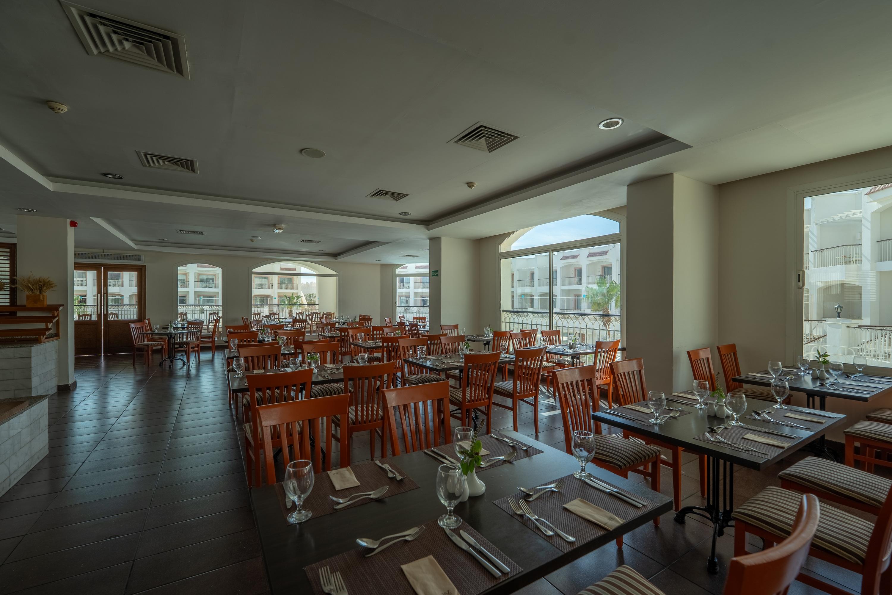 Restaurant JAZ Neo Sharks Bay