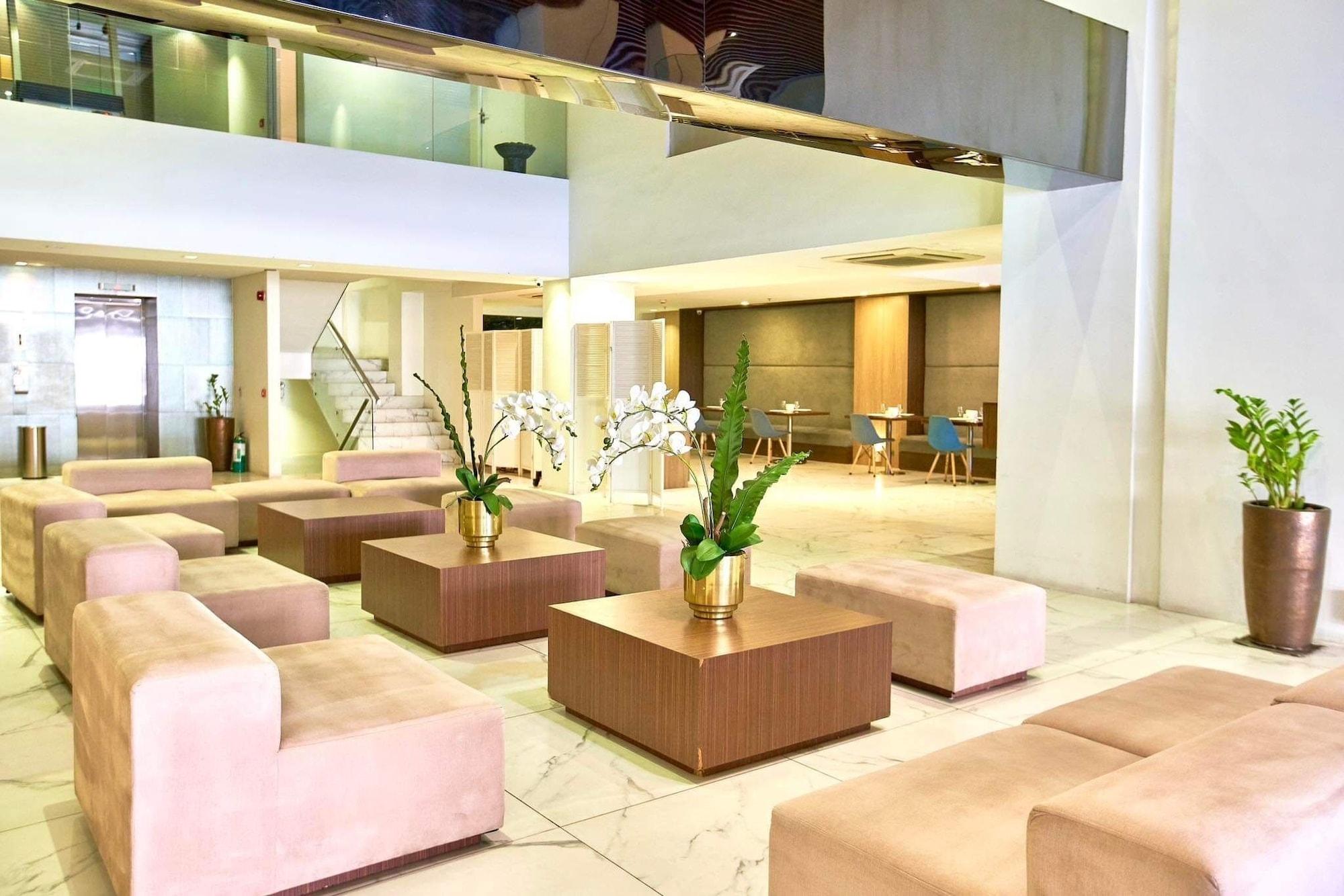 Vista Lobby Ramada Encore Makati