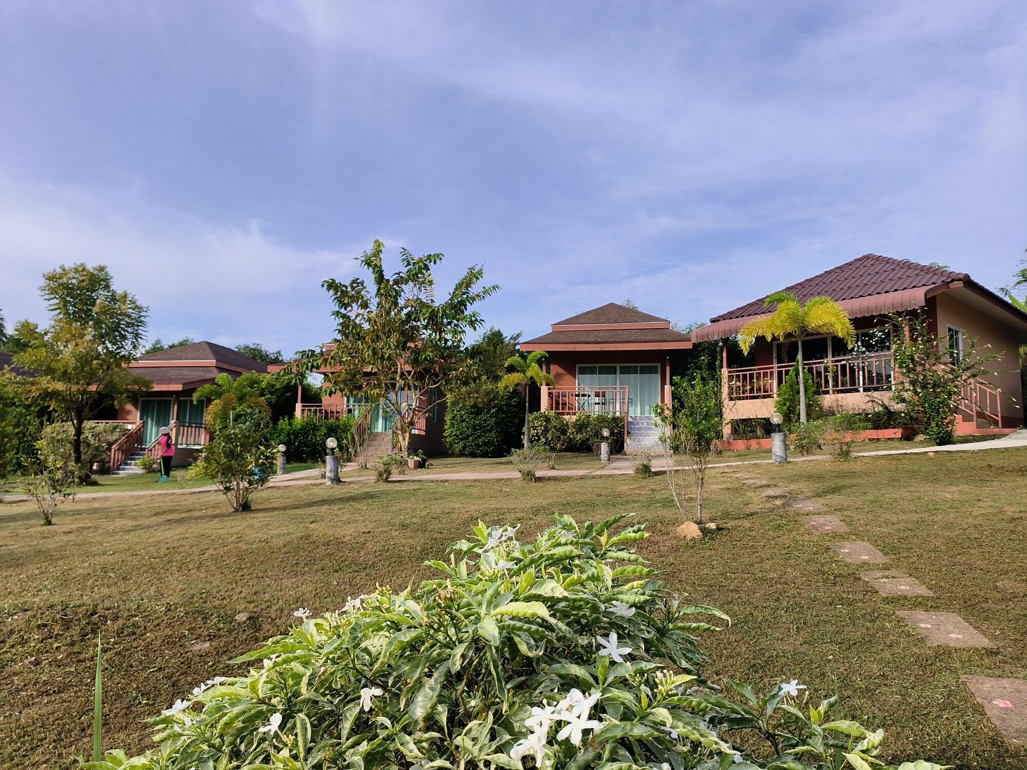 Instalaciones Recreativas Sunrise Beach Koh Yao Resort