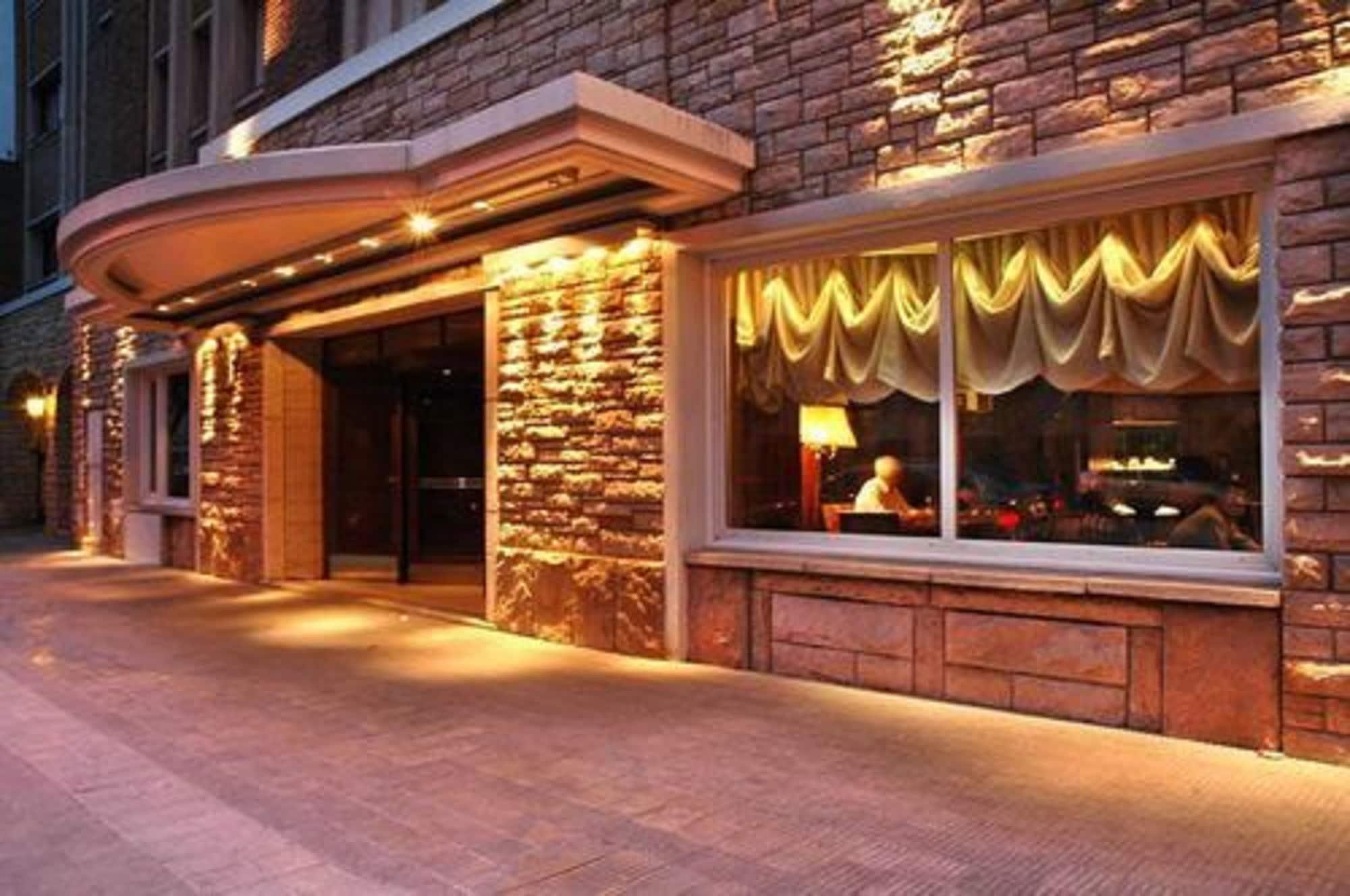 Vista Exterior Hotel Austral Bahia Blanca