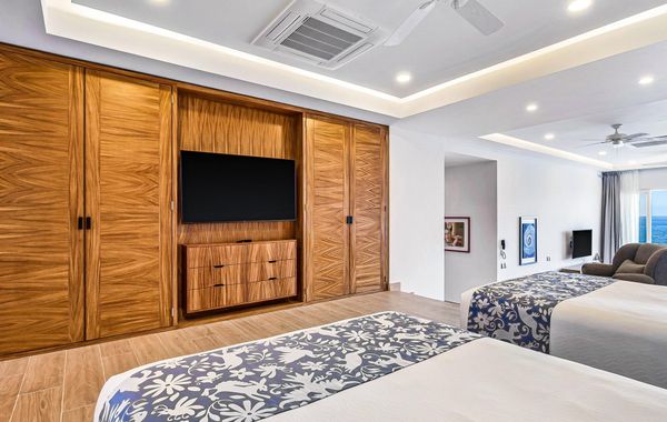 Incredible Ocean-view Condo With Amazing Pool, Pool spa & Balcony - Hoteles de lujo en Puerto Vallarta, México