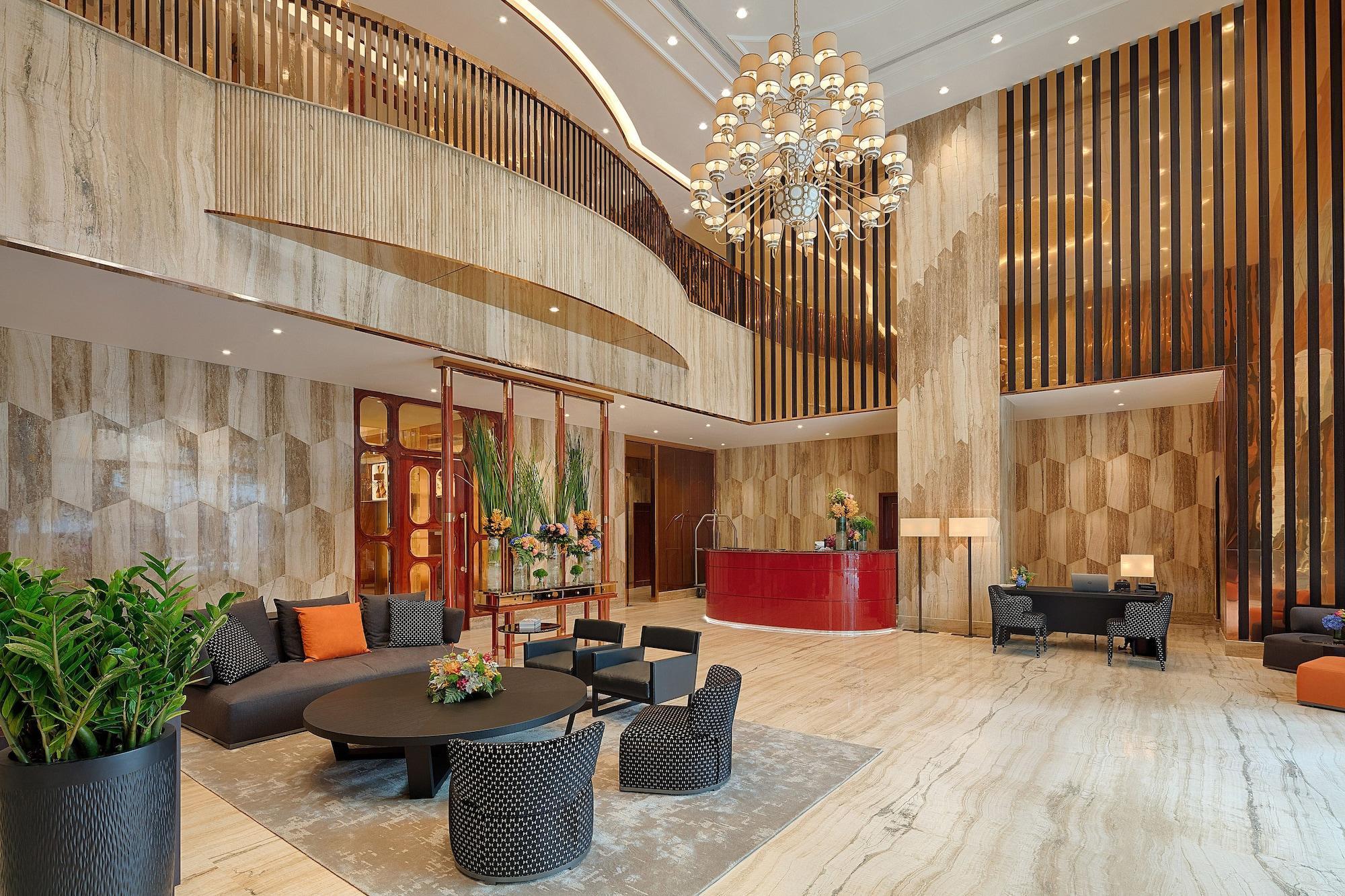 Vista Lobby Sherwood Suites