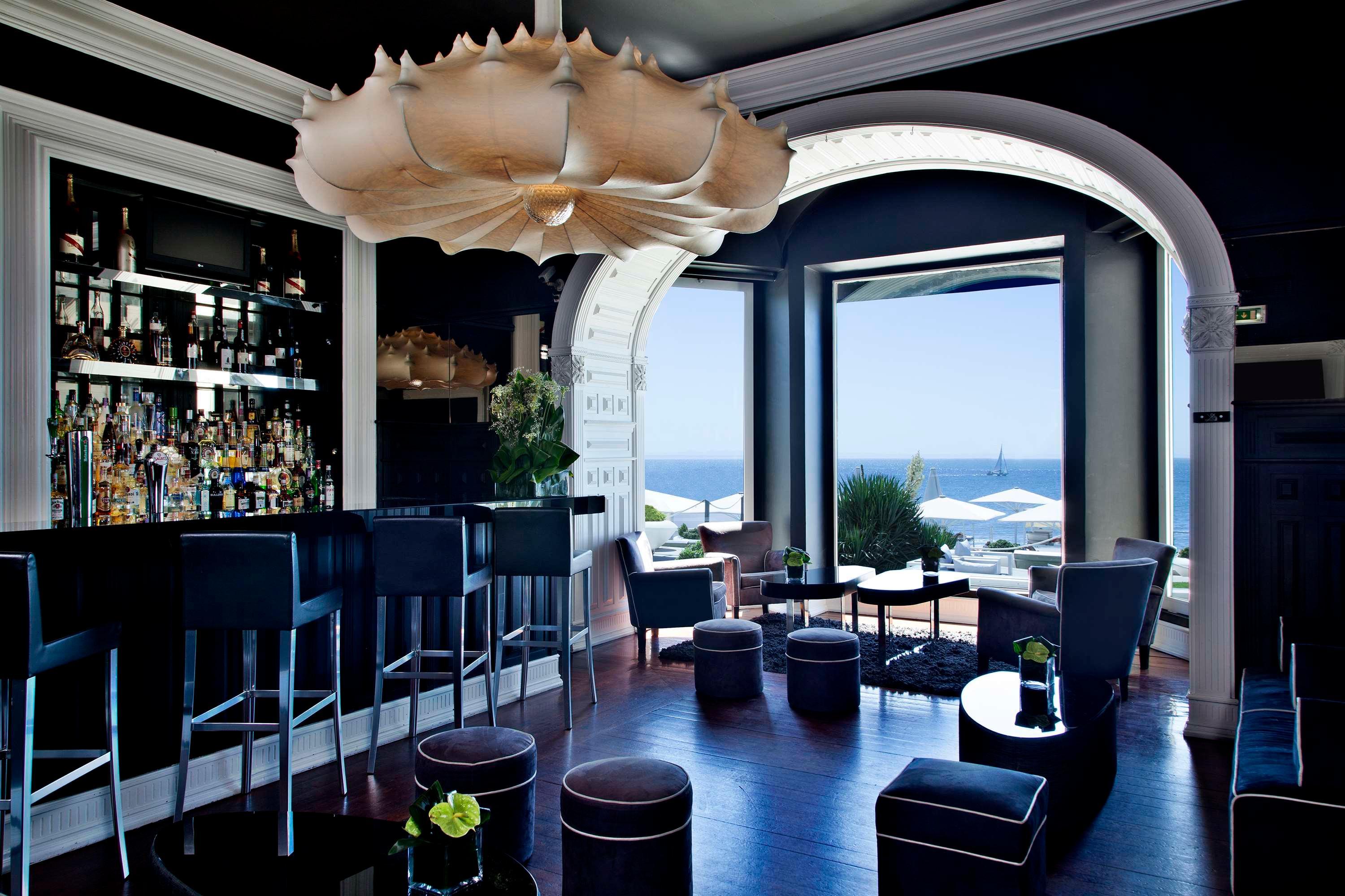 Bar/Salón Farol Hotel