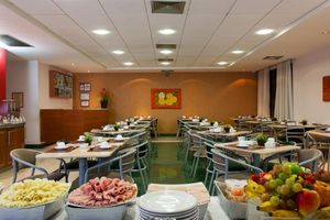 Alojamiento - Hotel Golden Park Uberlândia by Nacional Inn