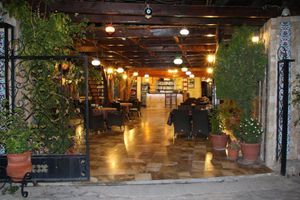 Alojamiento - Melrose House Hotel