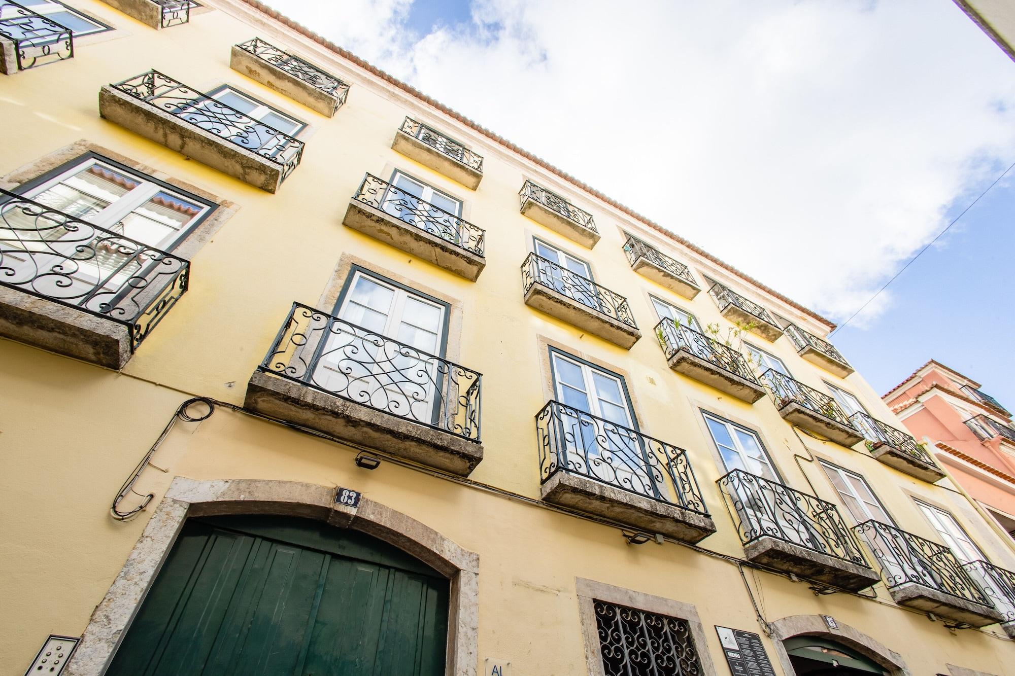 Varios LR Guest House