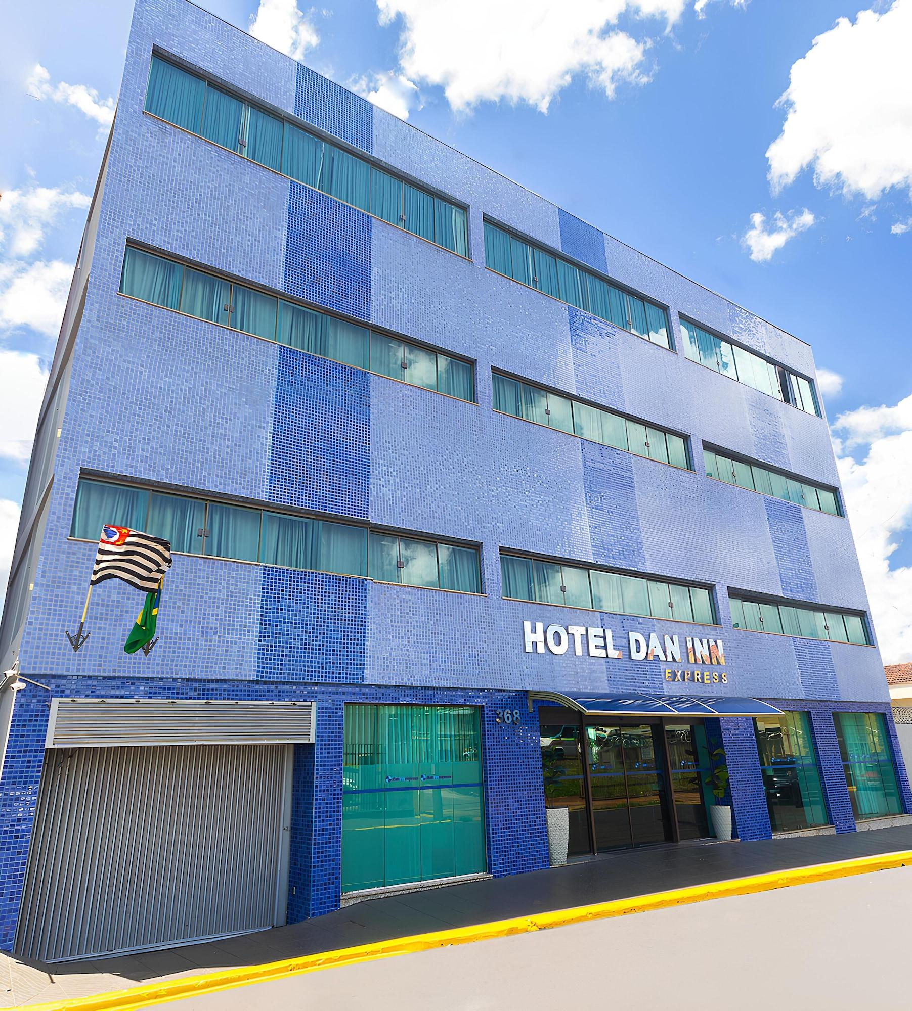 Vista Exterior Hotel Dan Inn Express Ribeirão Preto by Nacional Inn