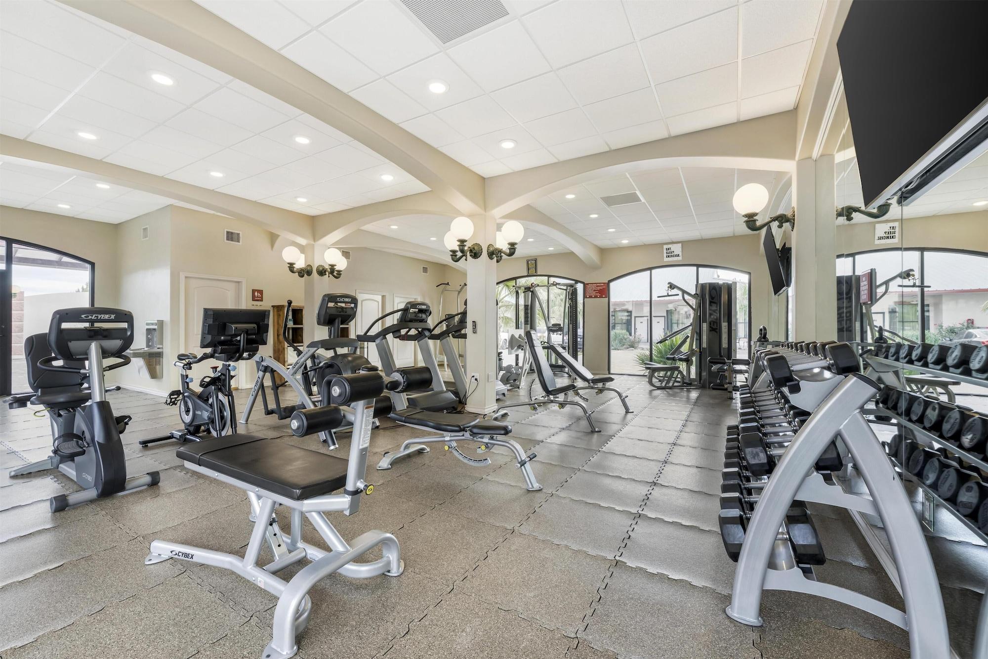Gimnasio Best Western Plus Swiss Chalet Hotel & Suites