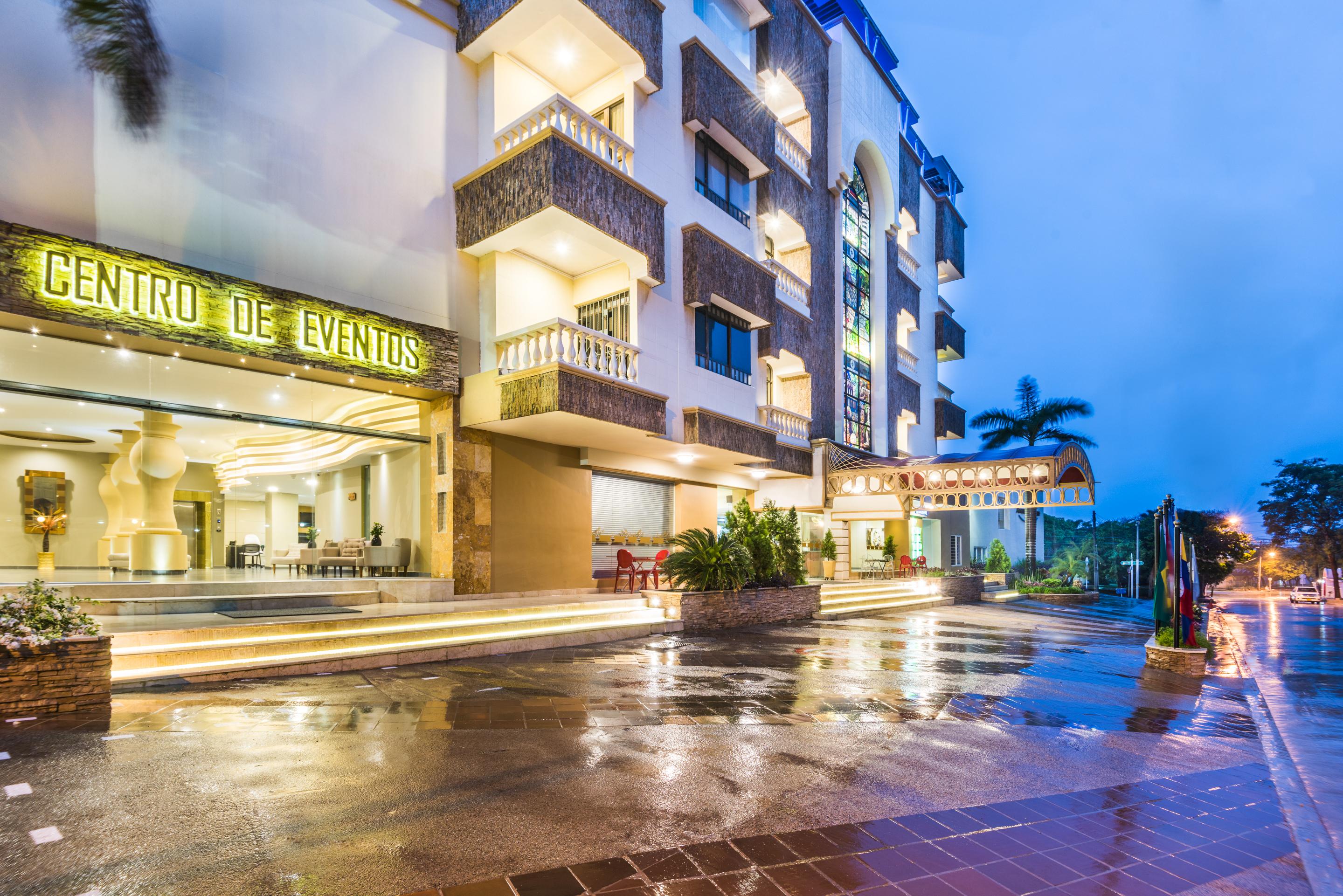 Vista Exterior Hotel American Golf