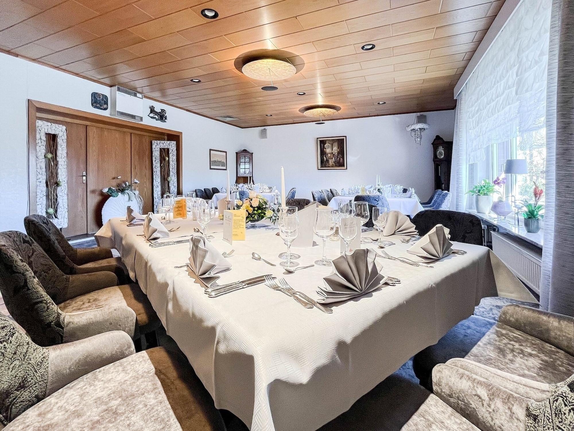 Restaurant Vier Linden Kiek In Hotel
