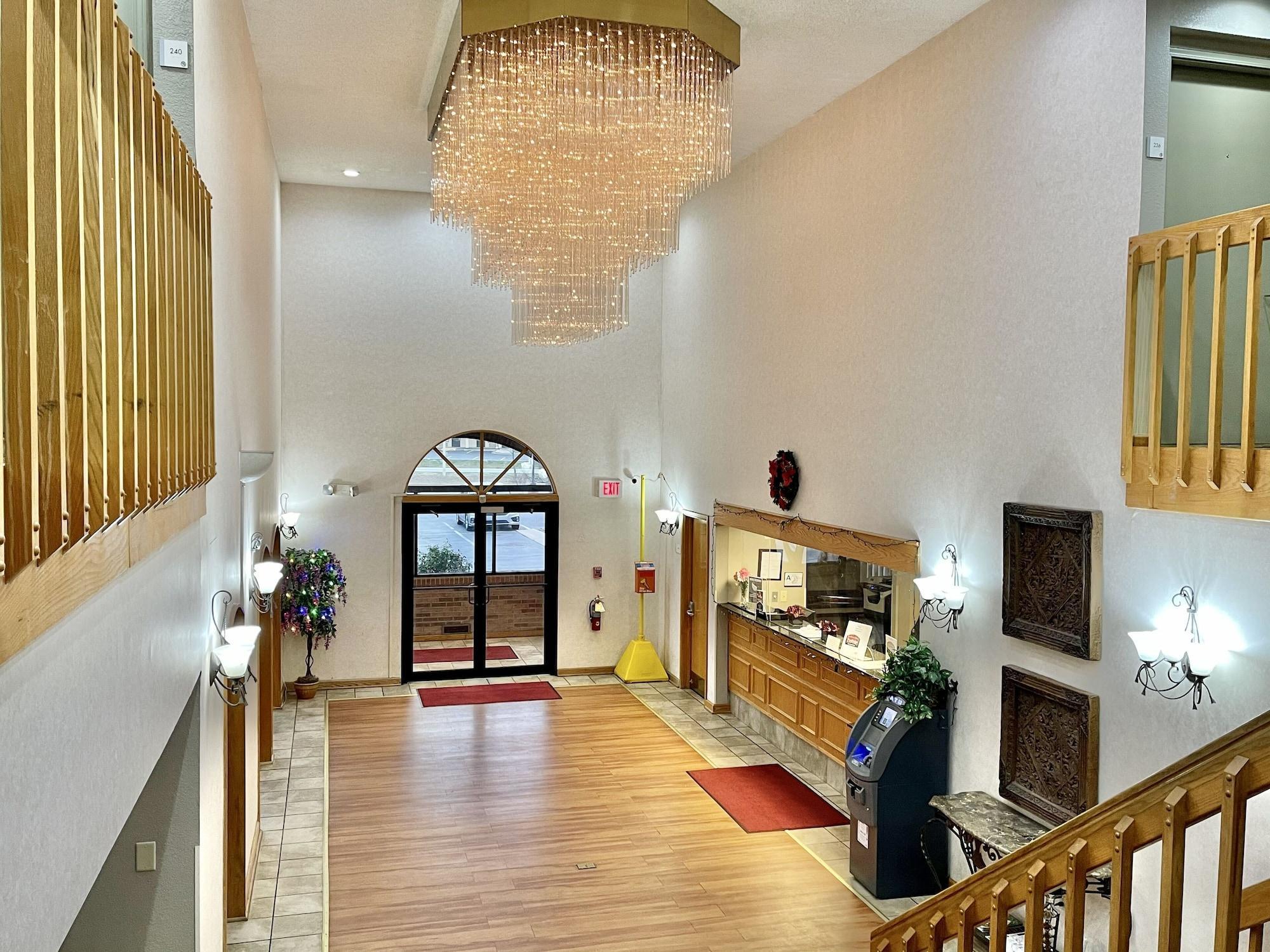 Vista Lobby FairBridge Inn & Suites Fort Wayne
