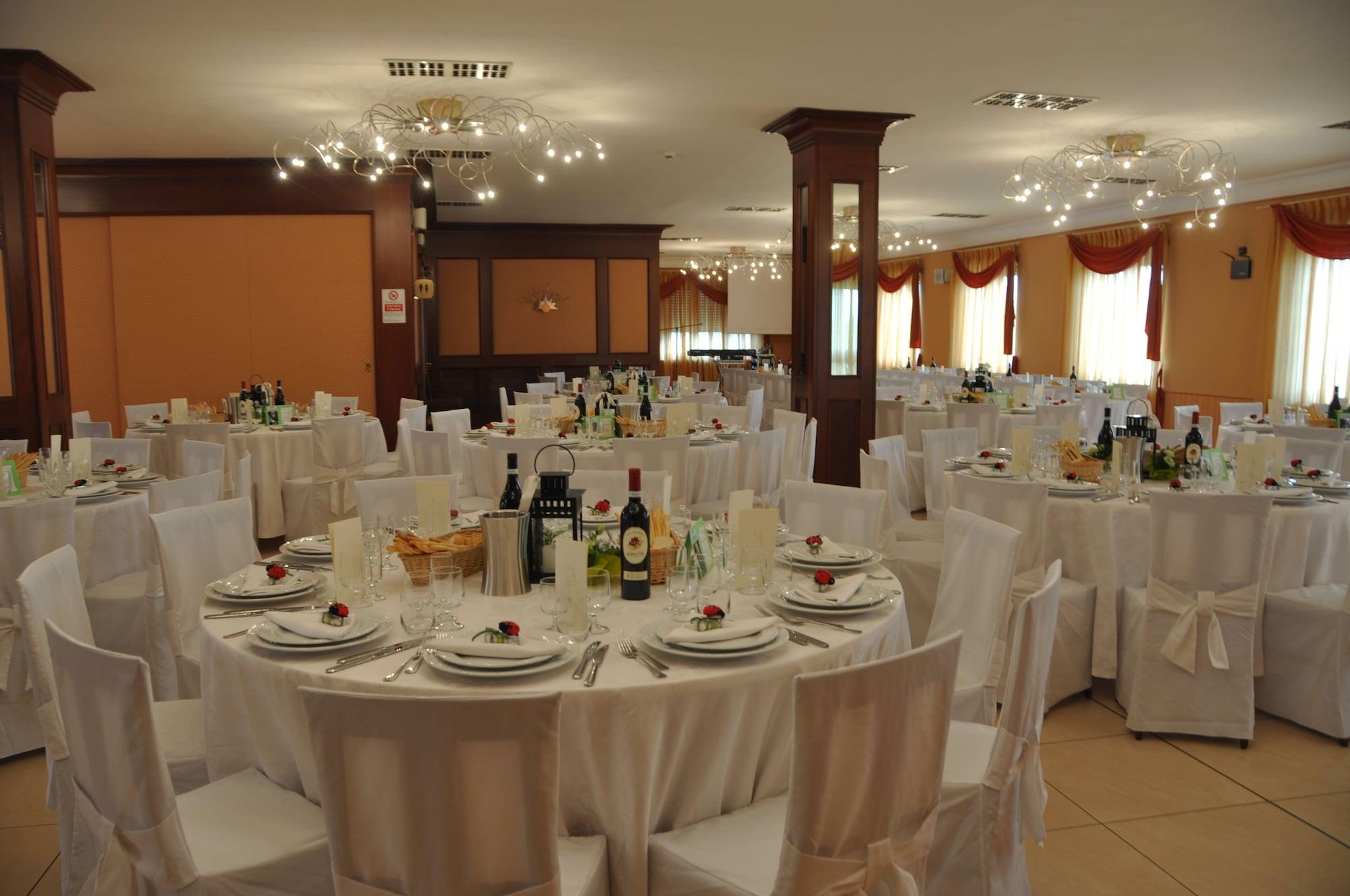 Salón de Baile Lo Scoiattolo