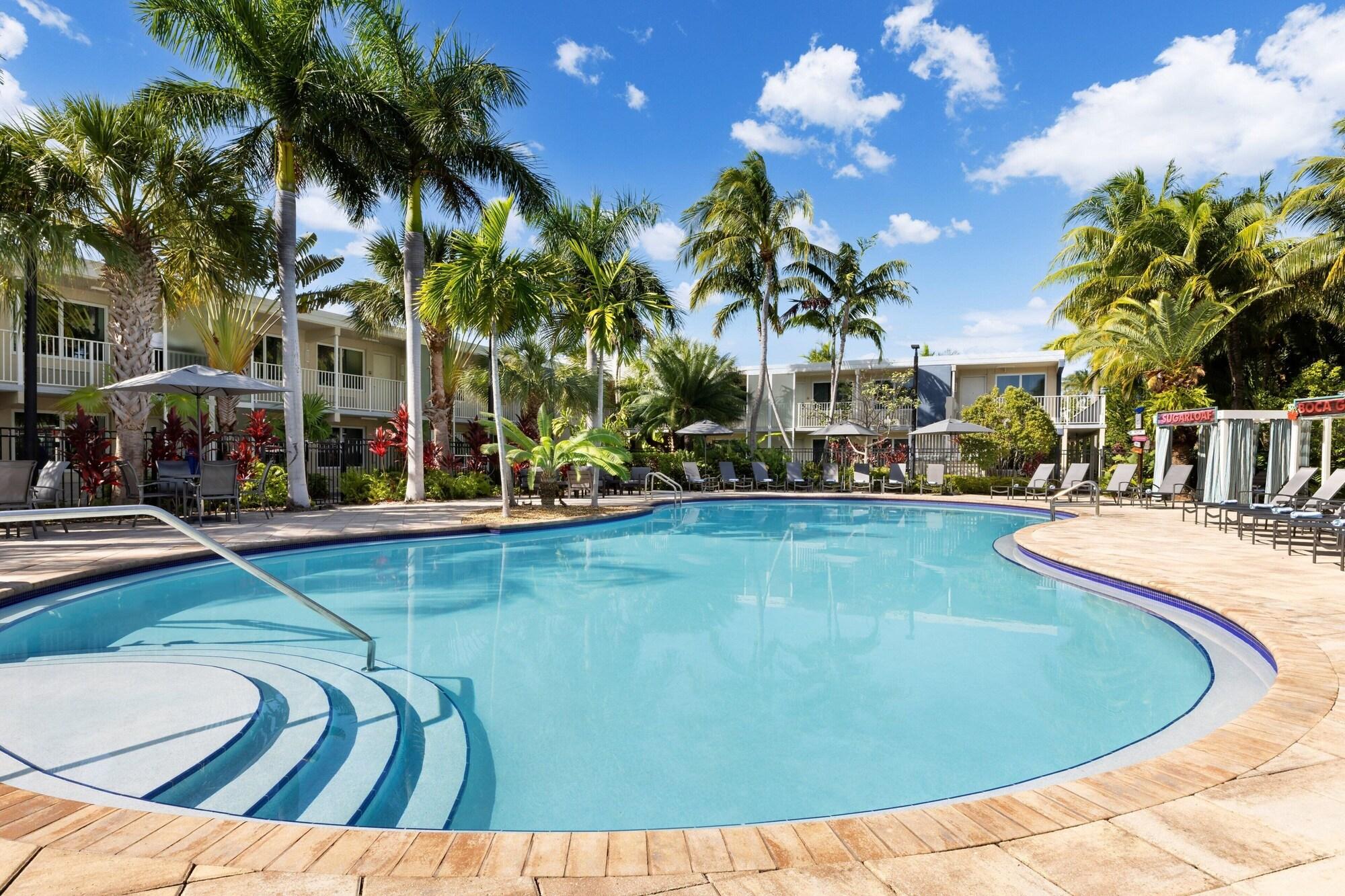 Vista Piscina Fairfield Inn & Suites by Marriott Key West at the Keys Collection