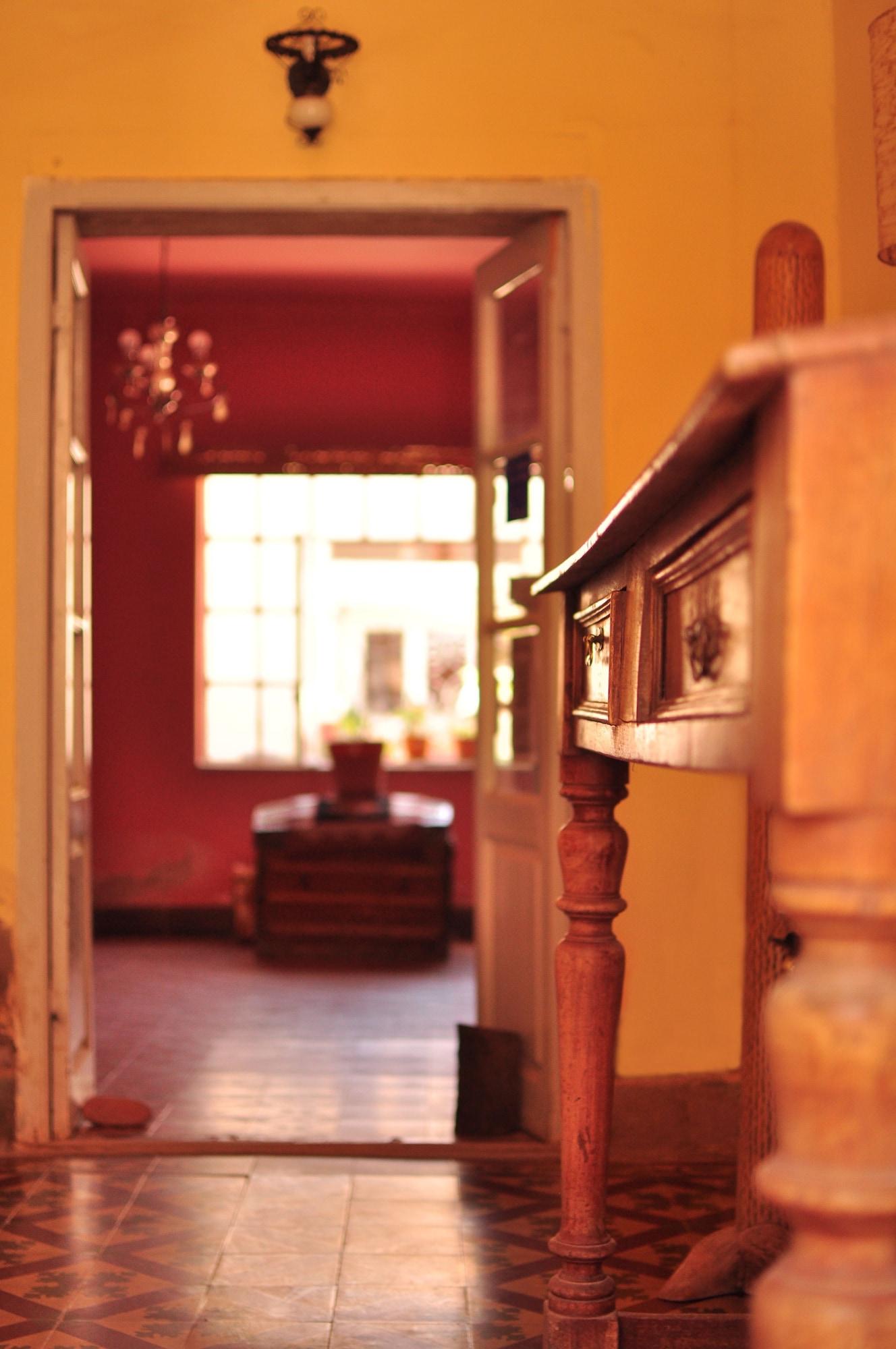 Vista Lobby Hostal La Antigua - Hostel