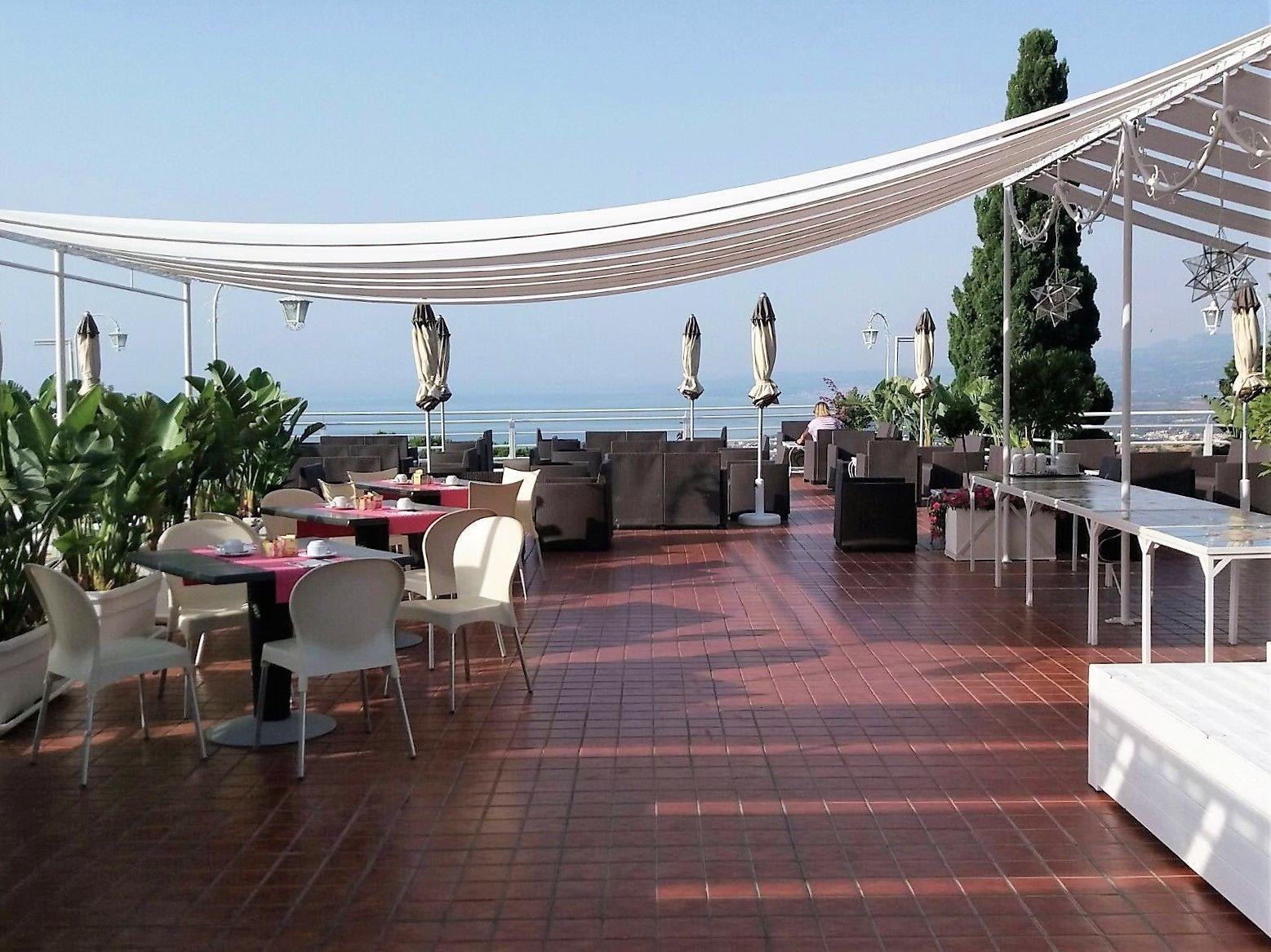 Bar/Salón Hotel Continental